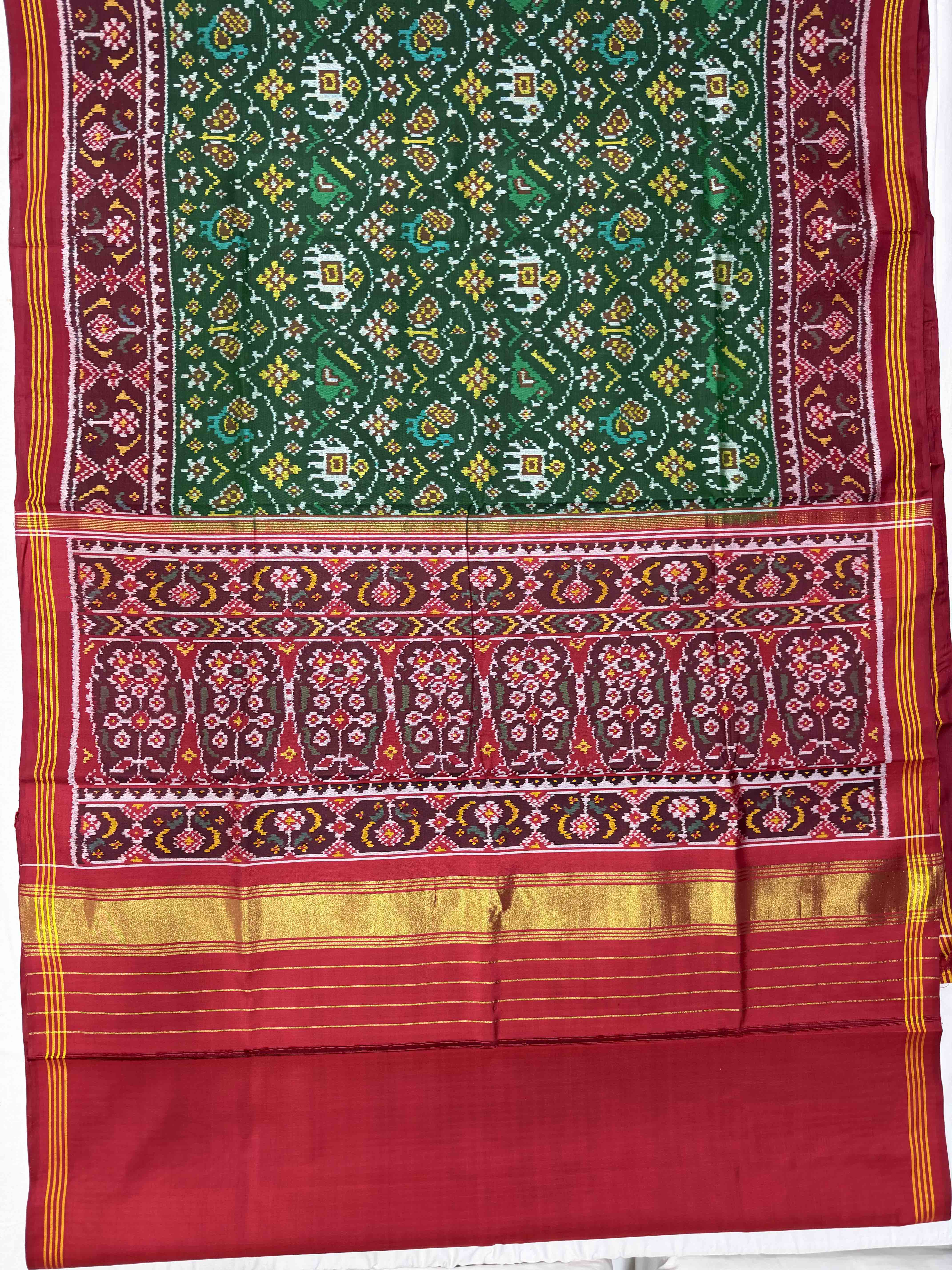 Small Motif Design Handwoven Patola Silk Saree Secondary image