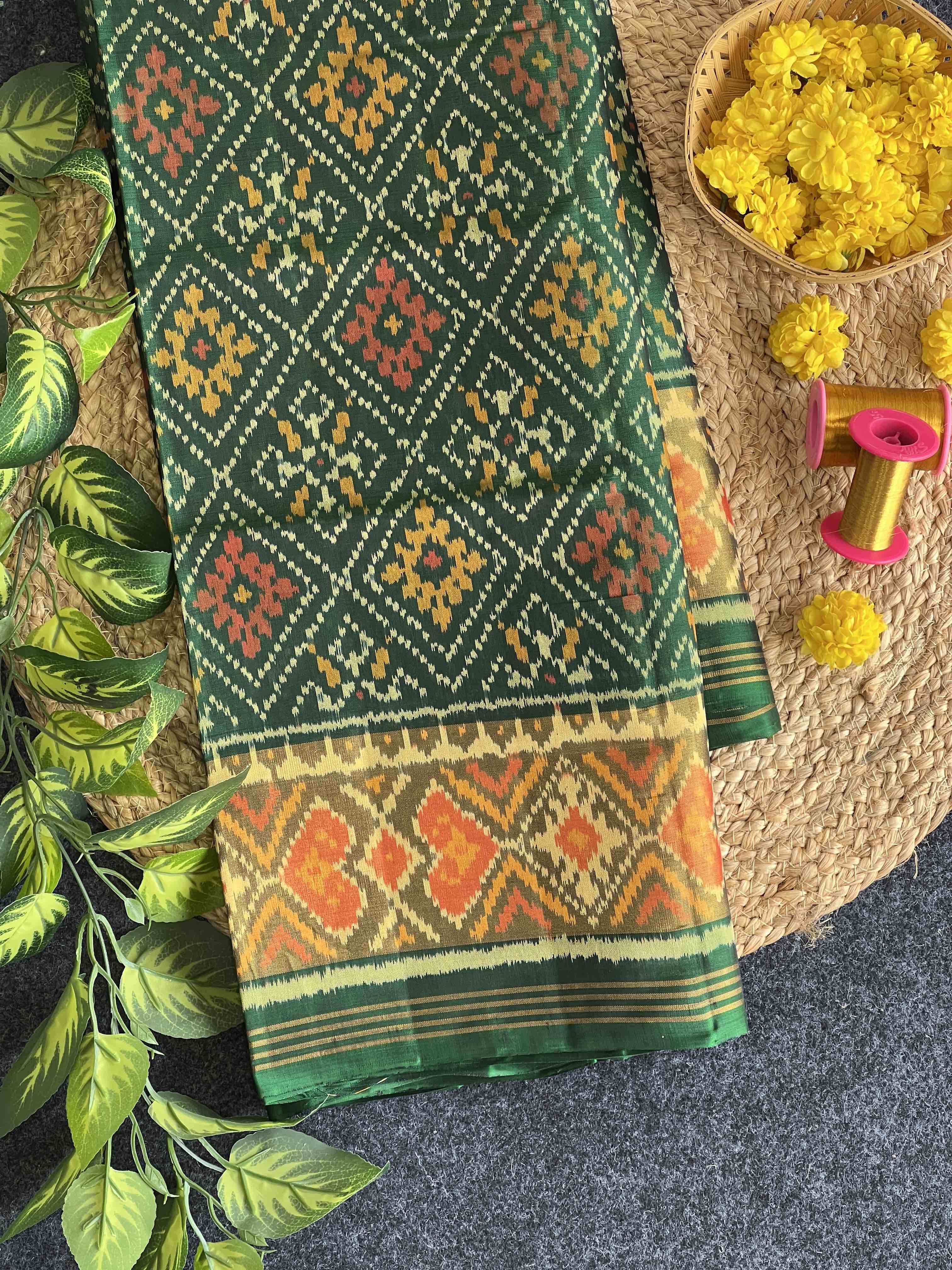 Green Panchanda Traditional Design Handwoven Patola Silk Saree