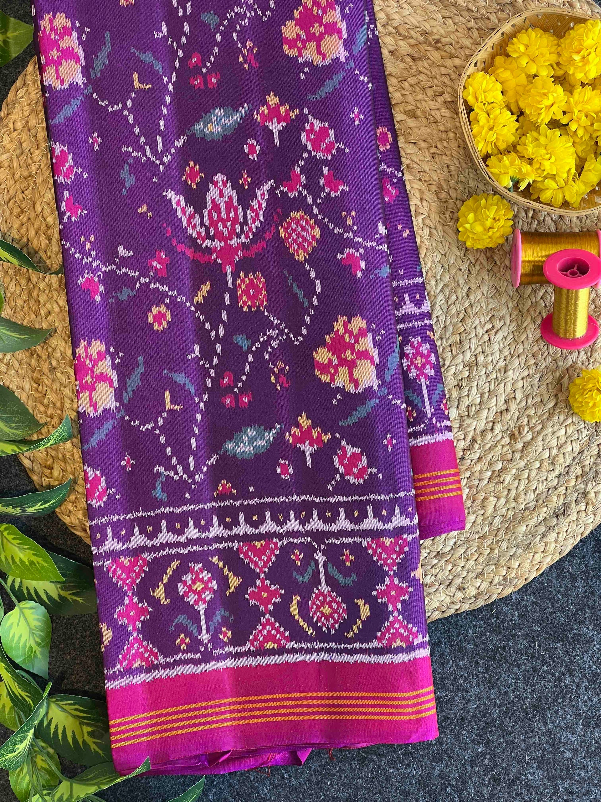 Fancy Design Handwoven Patola Silk Saree Main image