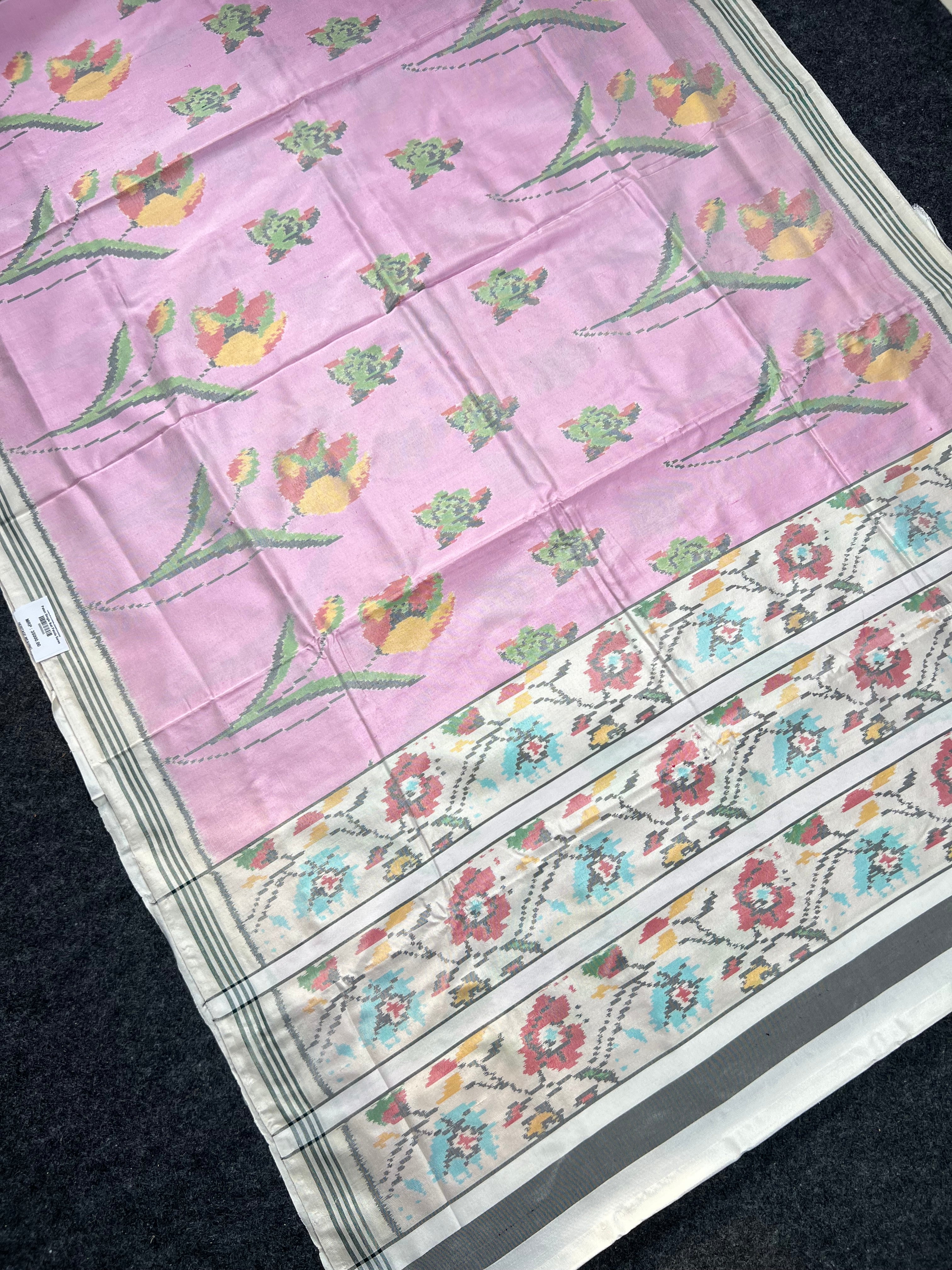 Pastel Pink Flower Design Handwoven Patola Silk Saree Secondary image
