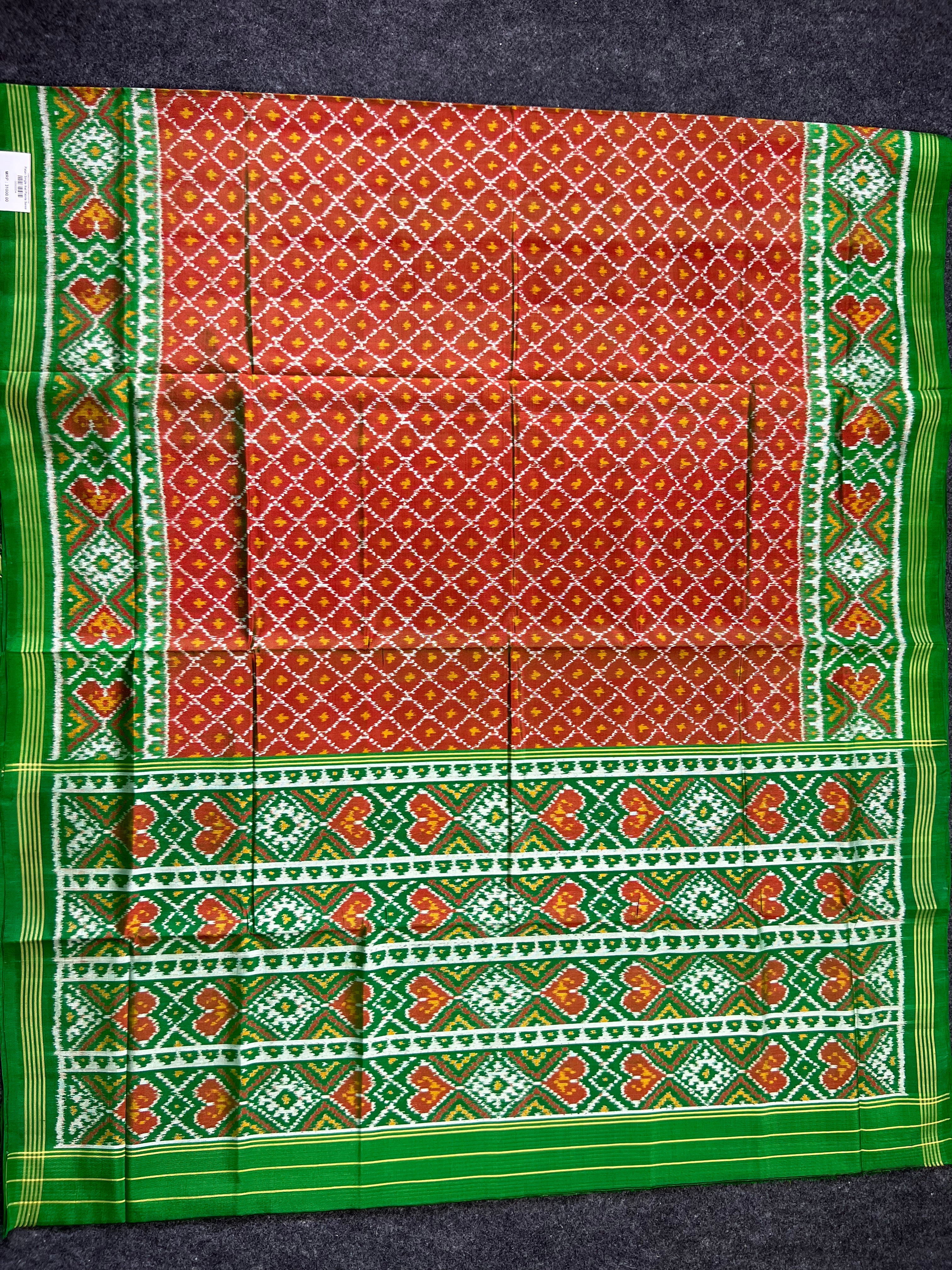 Buttonful Traditional Design Handwoven Patola Silk Saree