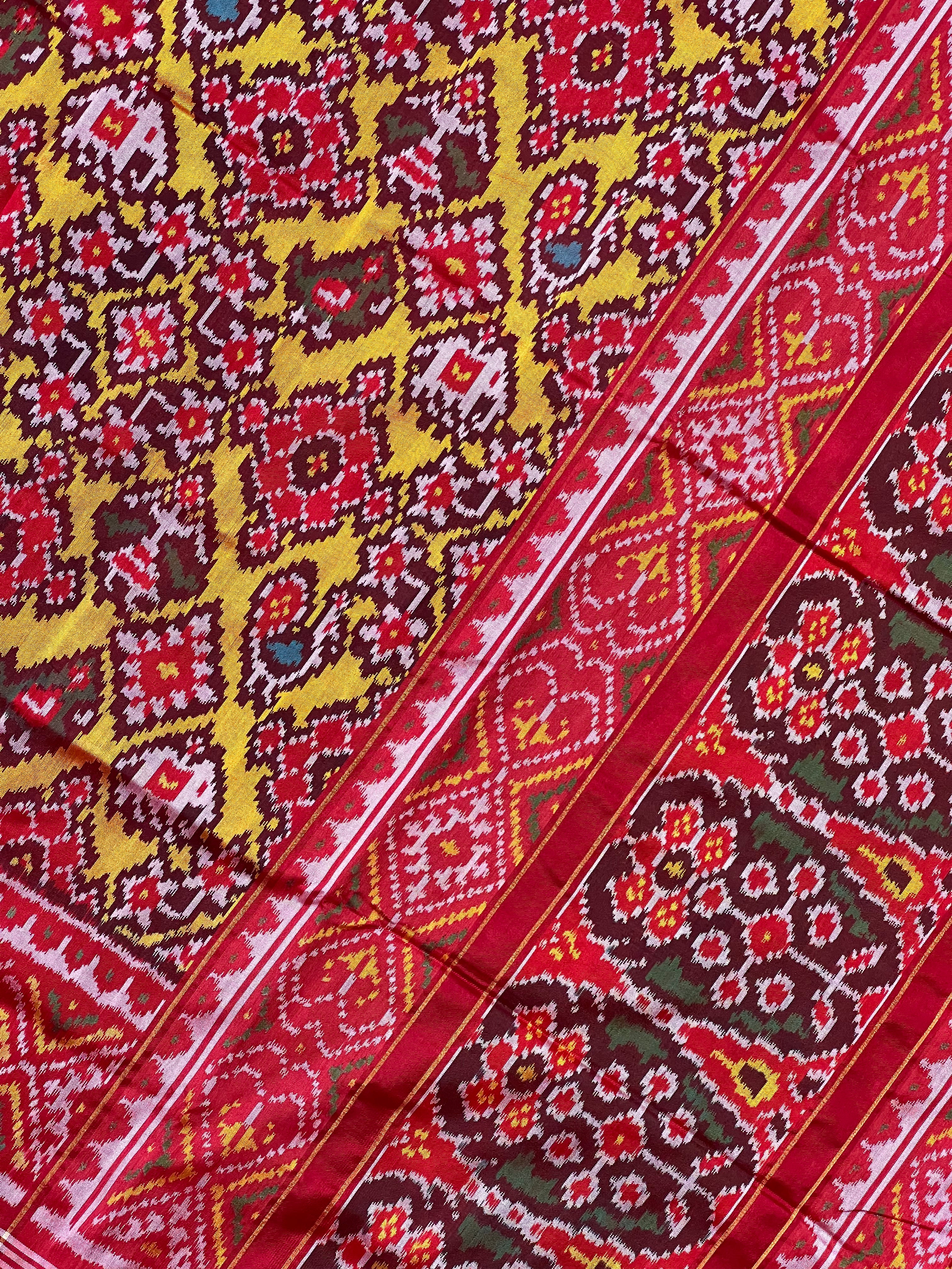 Fusion Traditional Design Handwoven Patola Silk Saree