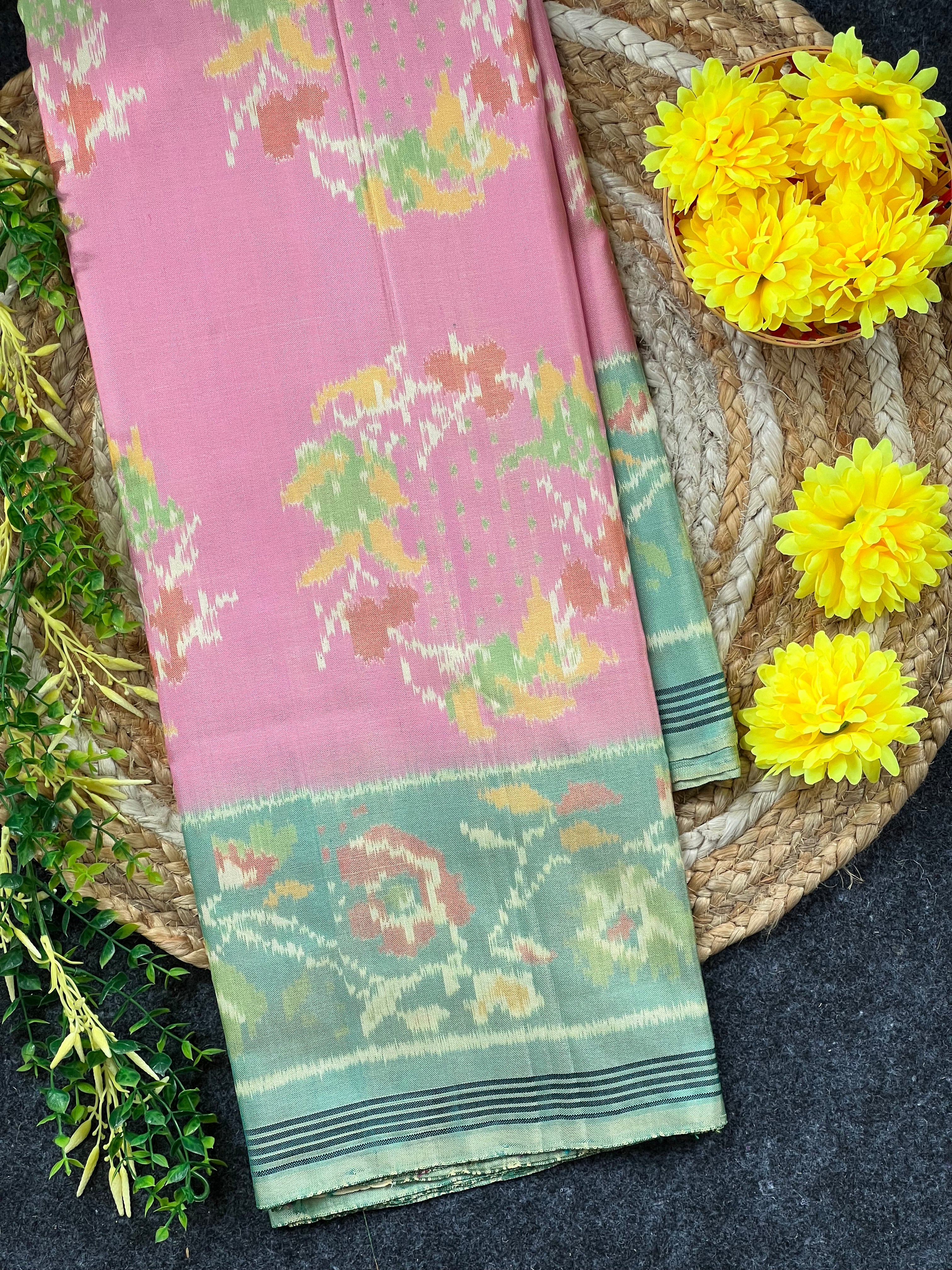 Pastel Pink-Green Handwoven Patola Silk Saree Main image