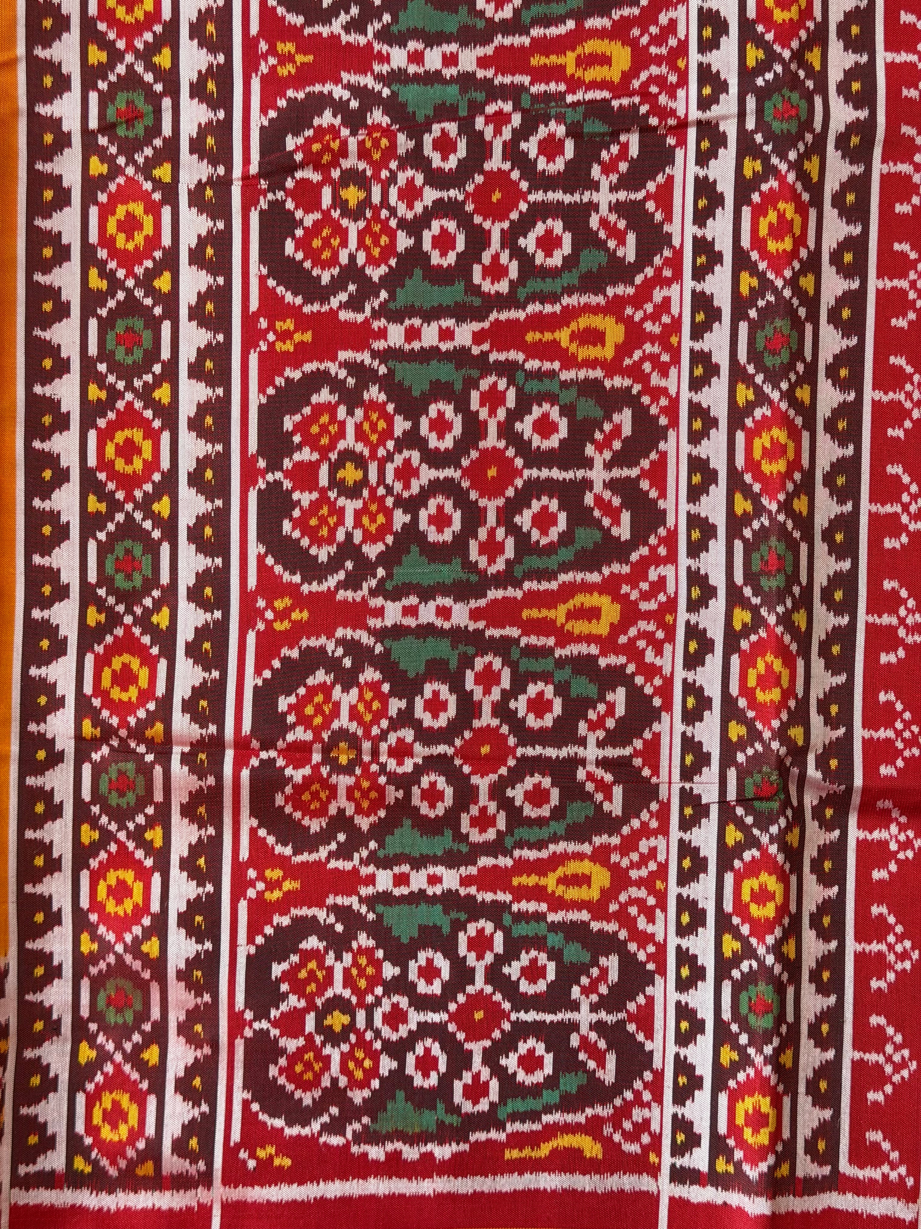 Plain Gala Border With Designer Blouse Handwoven Patola Silk Saree