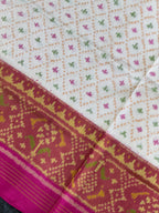 Daliyabhat White Traditional Design Handwoven Patola Silk Saree