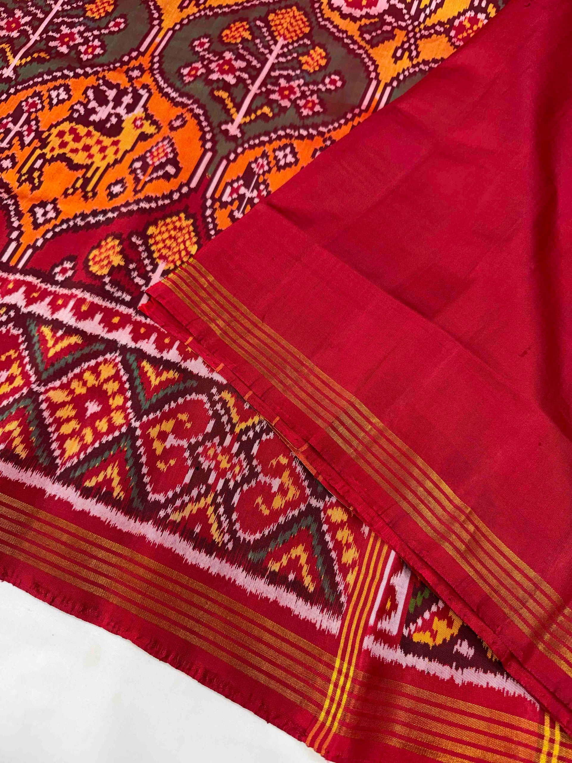 Motifs Traditional Design Handwoven Patola Silk Saree