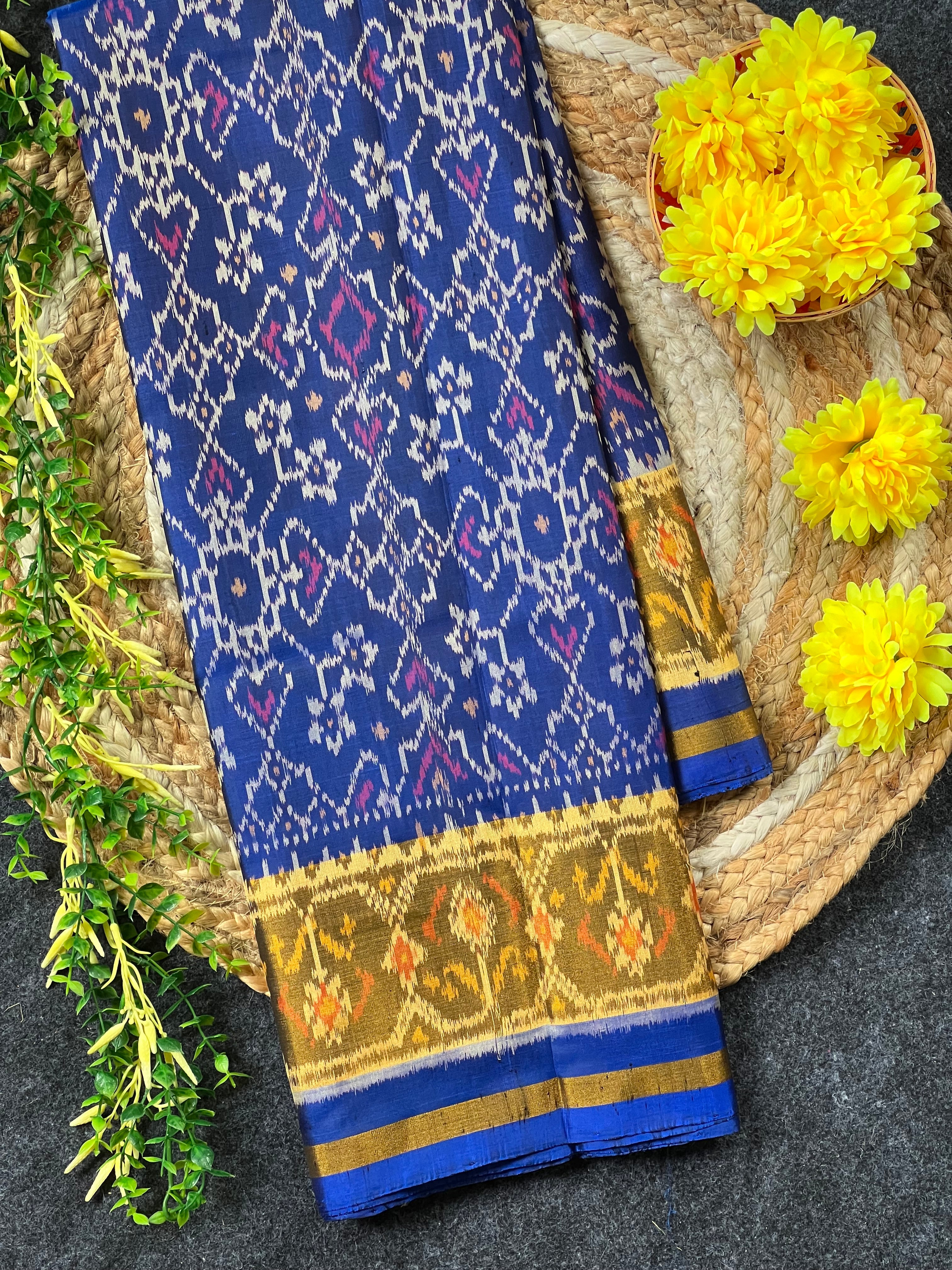 Navratna-Manekchowk Traditional Design Handwoven Patola Silk Saree