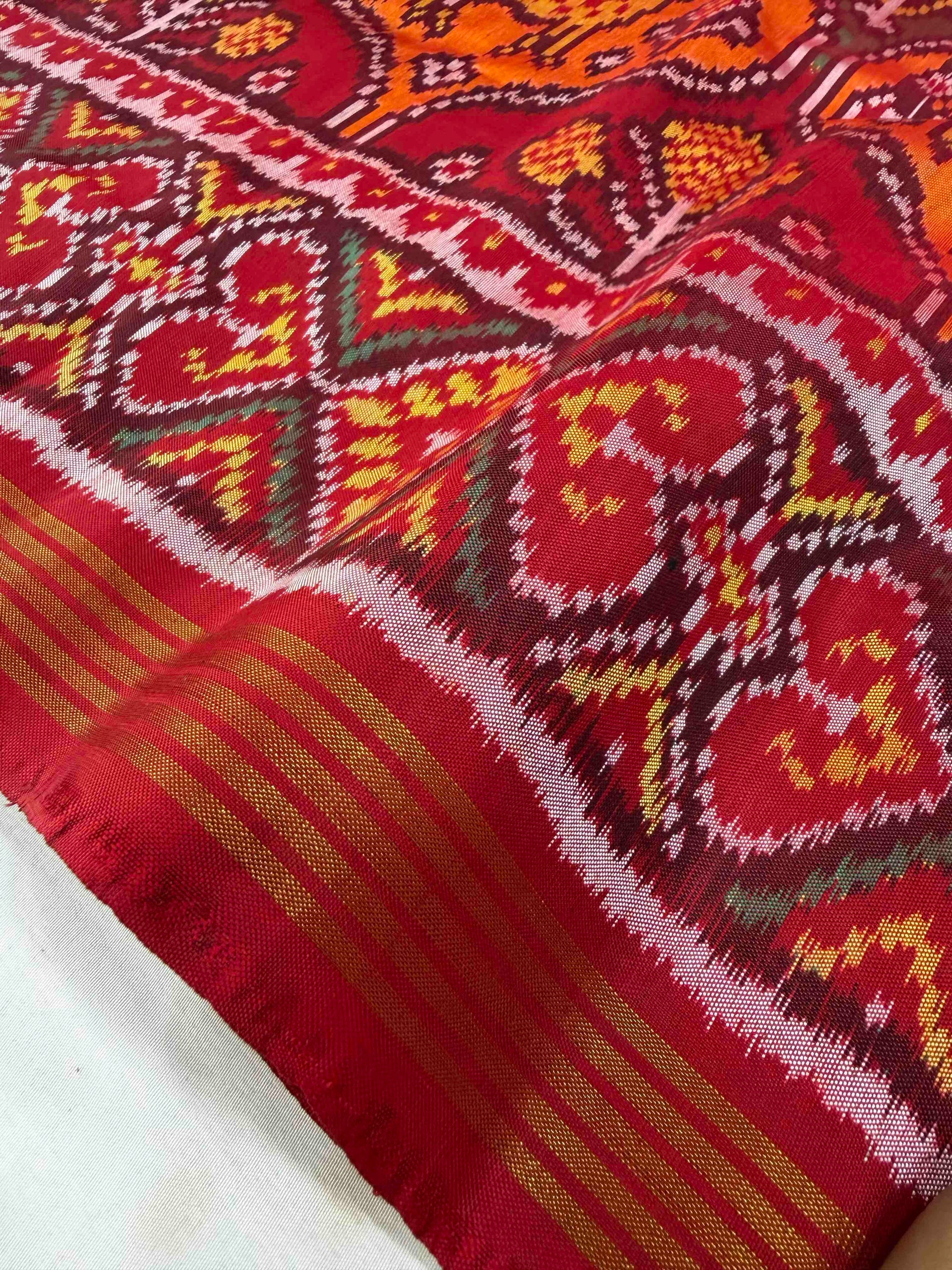 Motifs Traditional Design Handwoven Patola Silk Saree