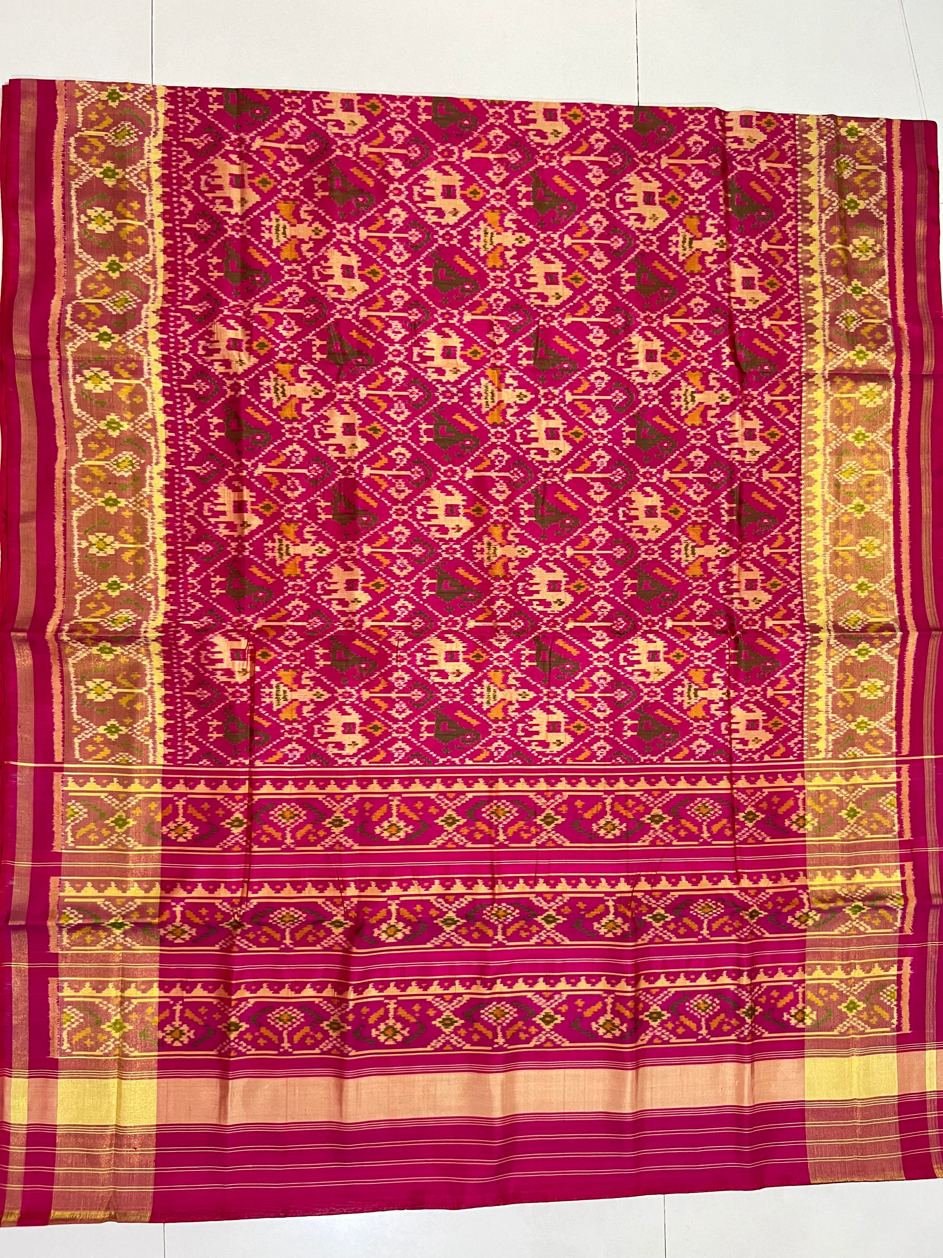 Narikunj Traditional Design Handwoven Patola Silk Saree Secondary image