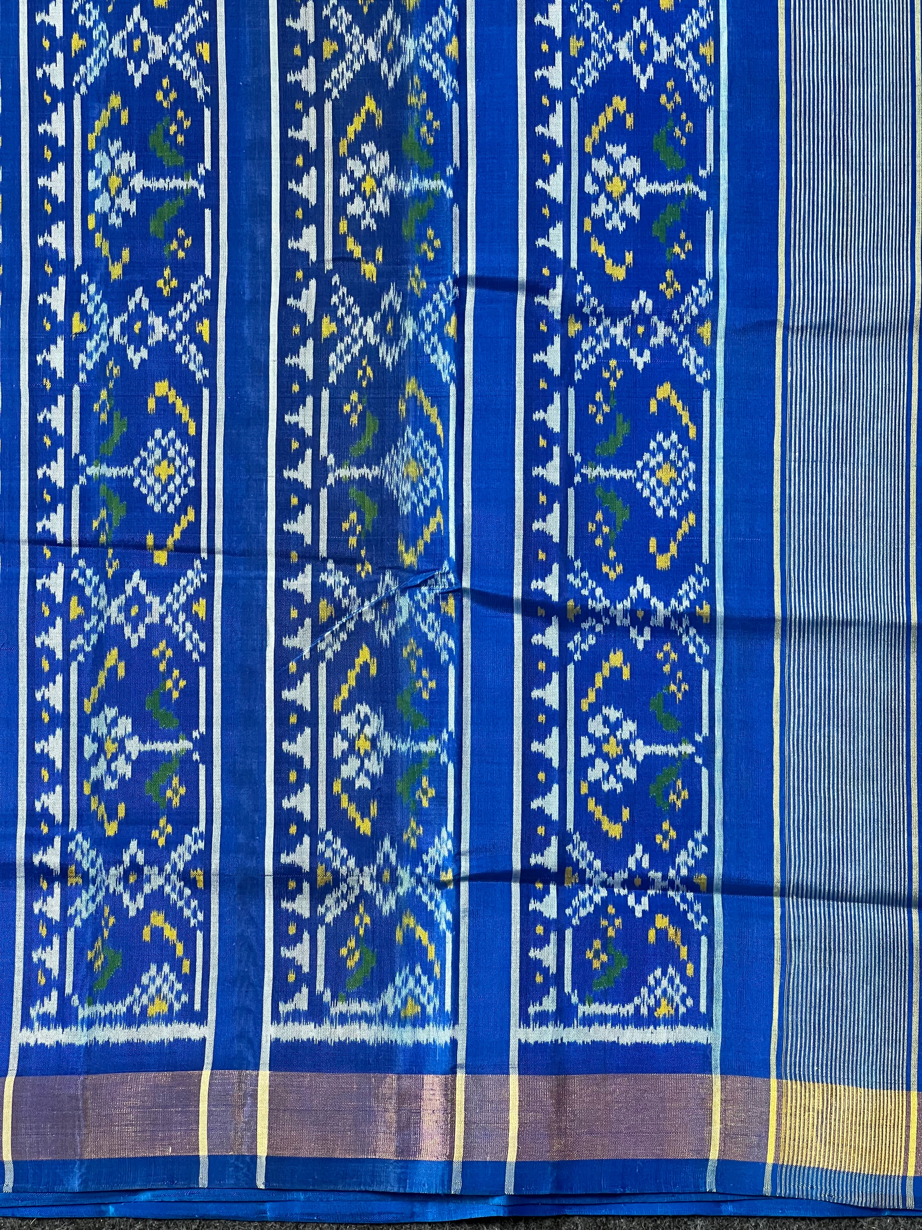 Manekchowk-Navratna Mix Design Handwoven Patola Silk Saree