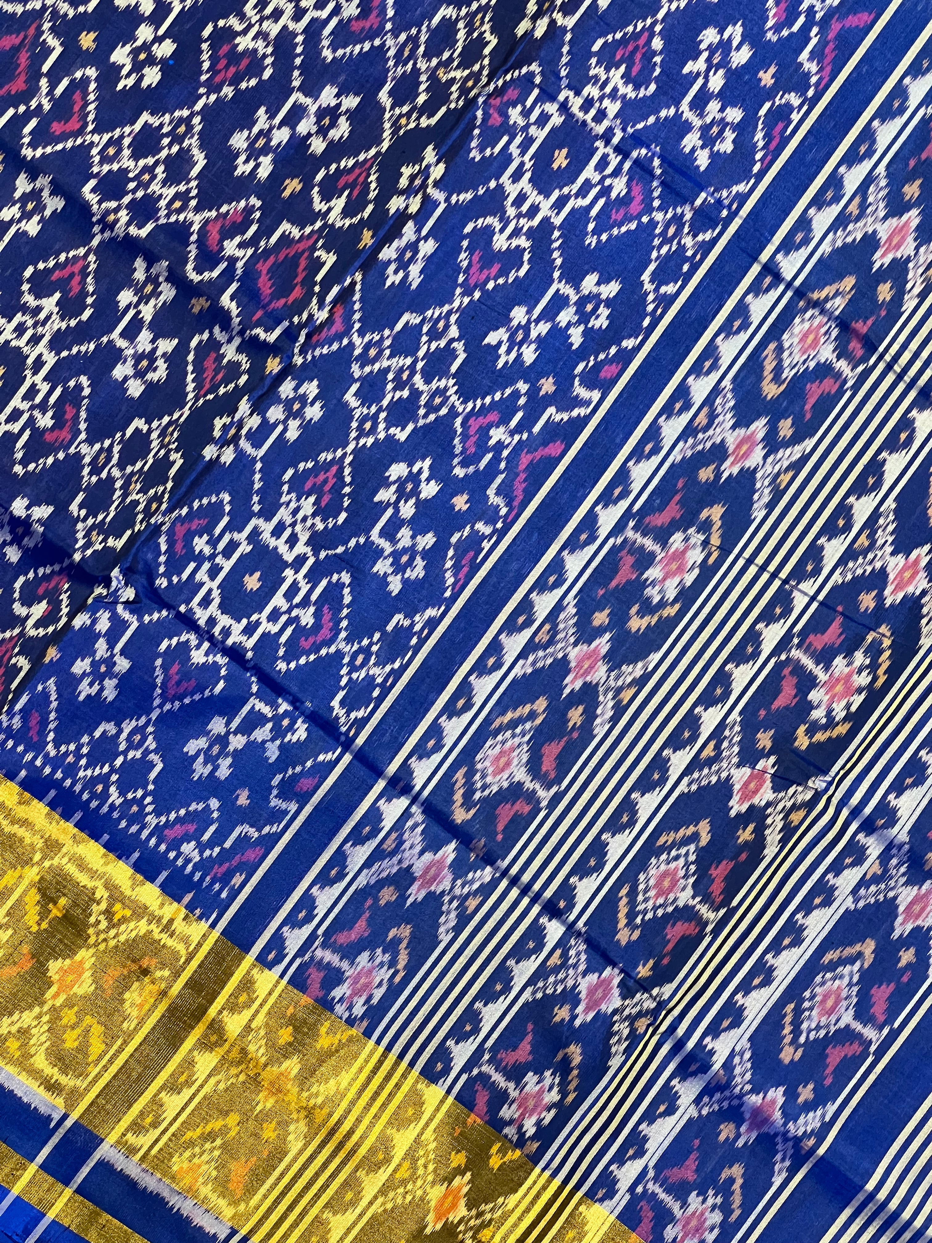 Navratna-Manekchowk Traditional Design Handwoven Patola Silk Saree