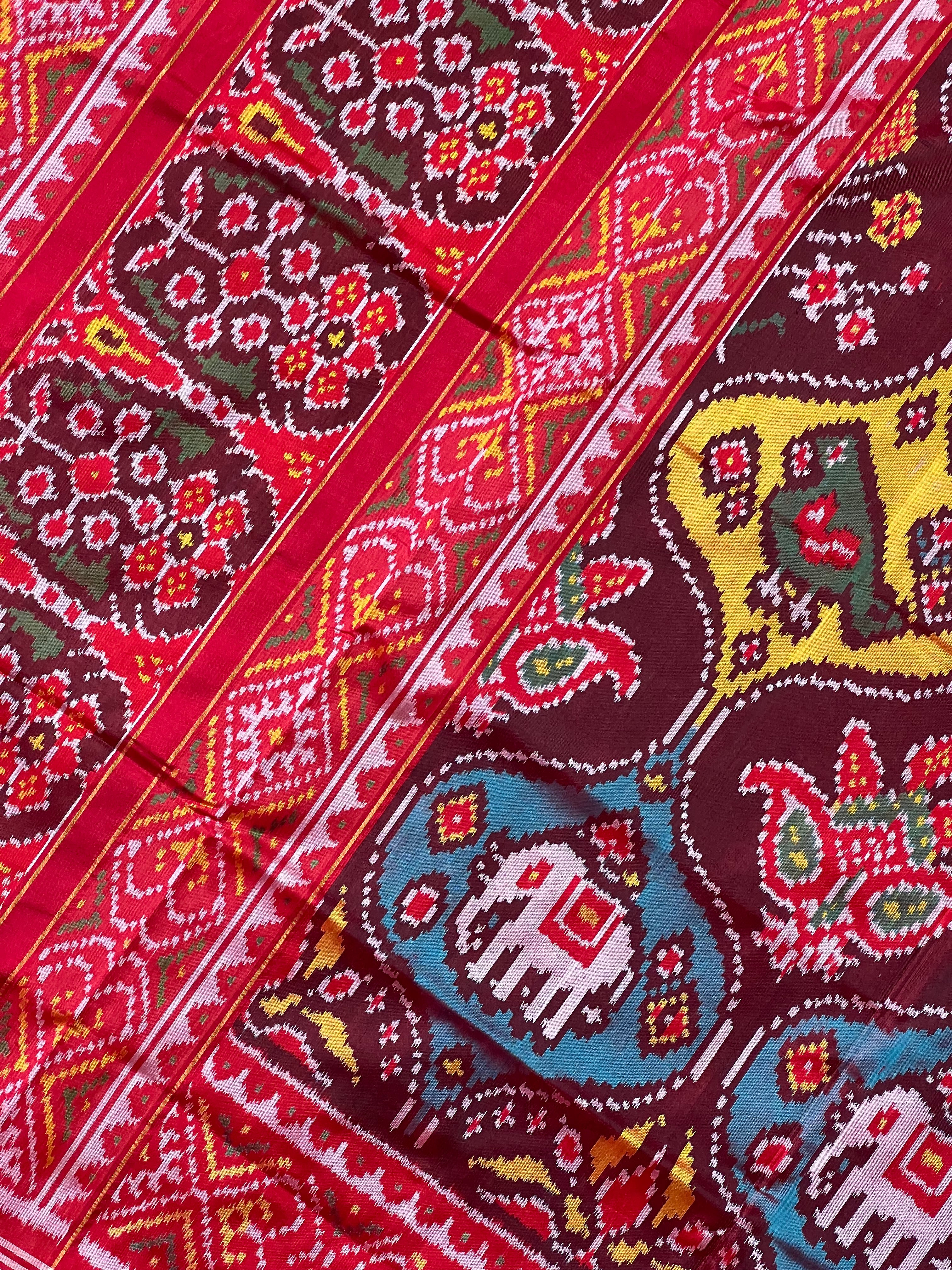 Motif Exclusive Design Handwoven Patola Silk Saree