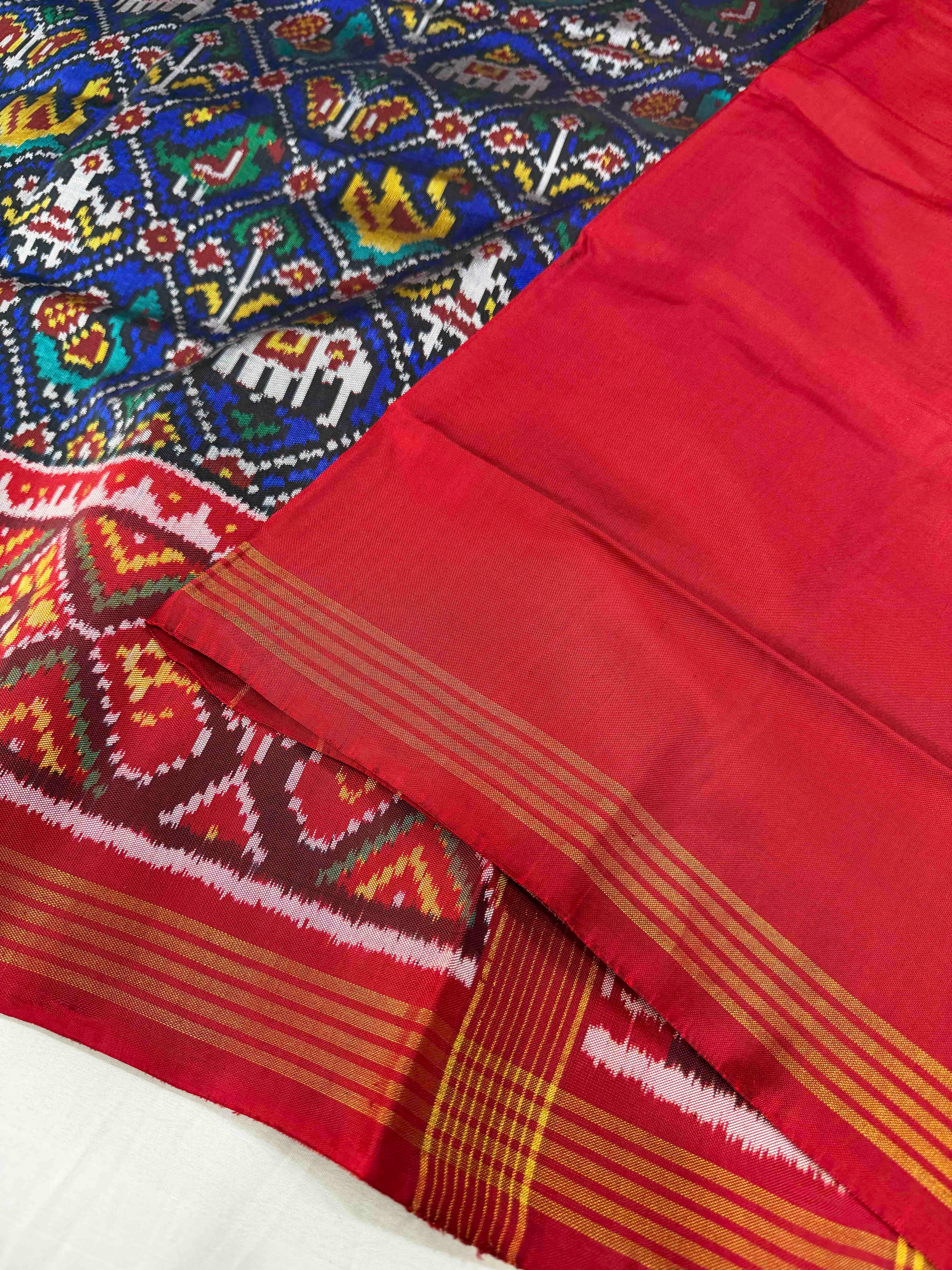 Narikunj Traditional Design Handwoven Patola Silk Saree