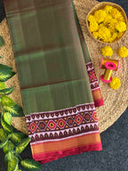 Plain gala Border Handwoven Patola Silk Saree