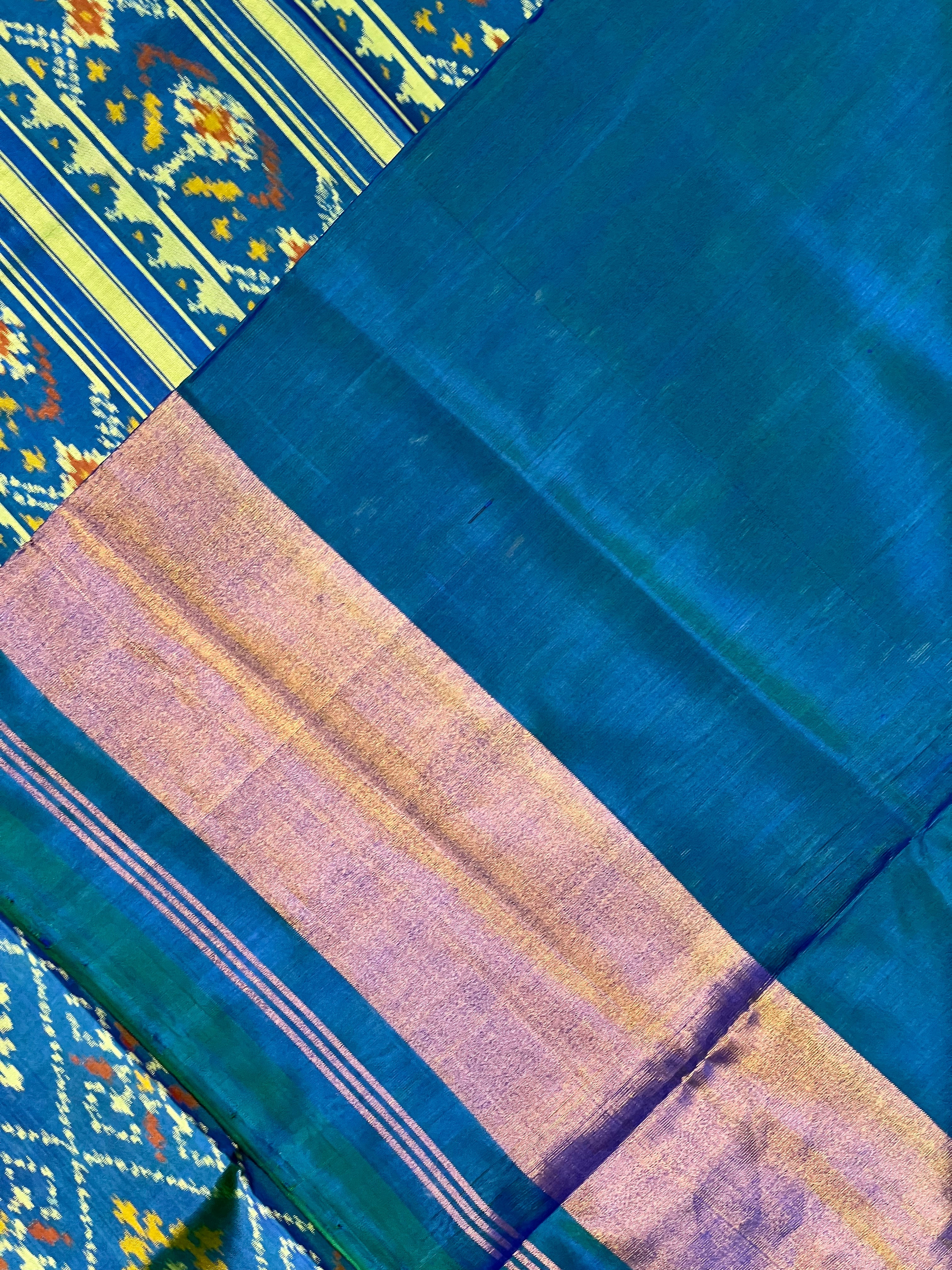 Pan Chanda Traditional Design Handwoven Patola Silk Saree
