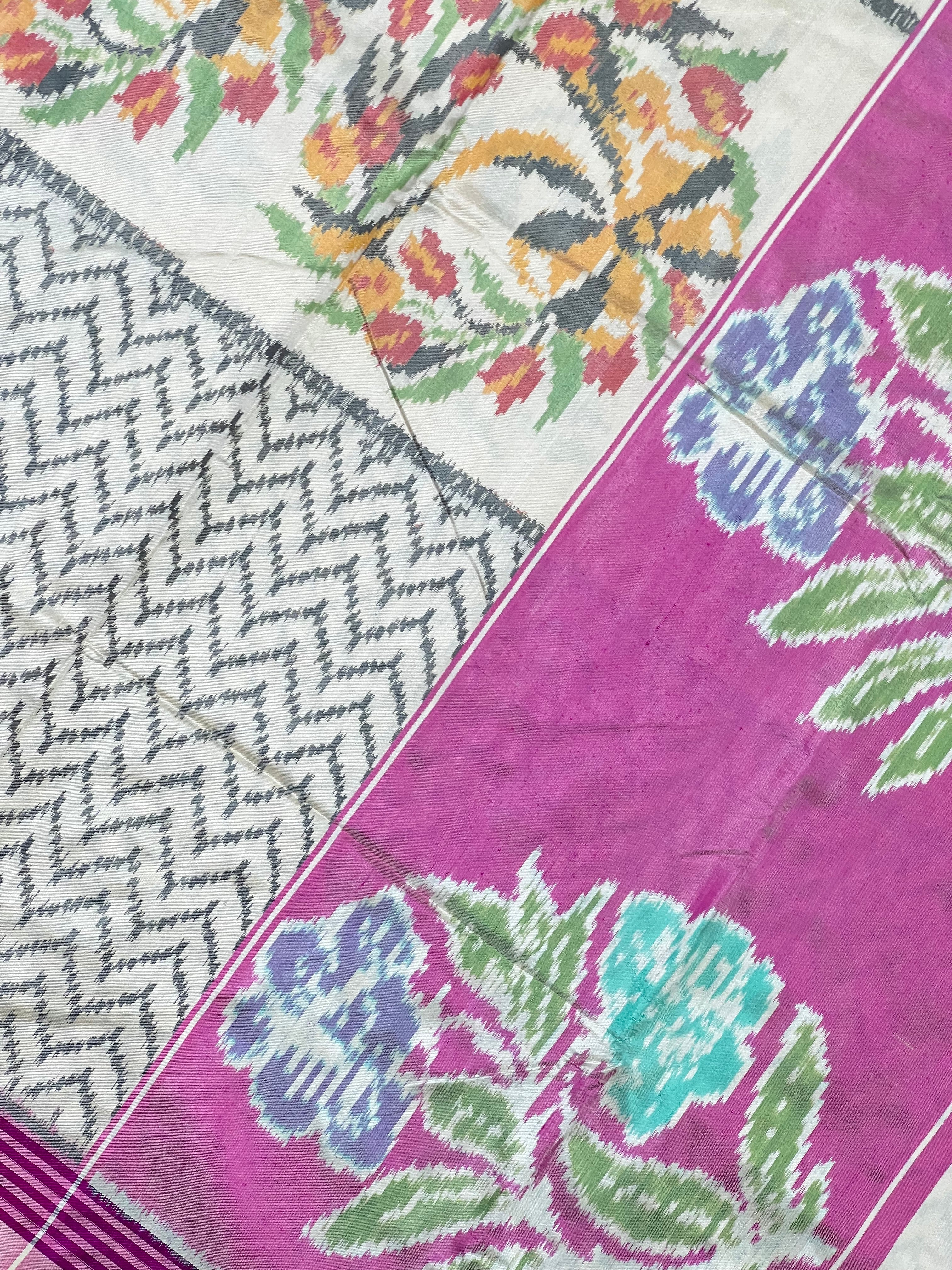 Pink-Off White with Designer Pallu Handwoven Patola Silk Saree
