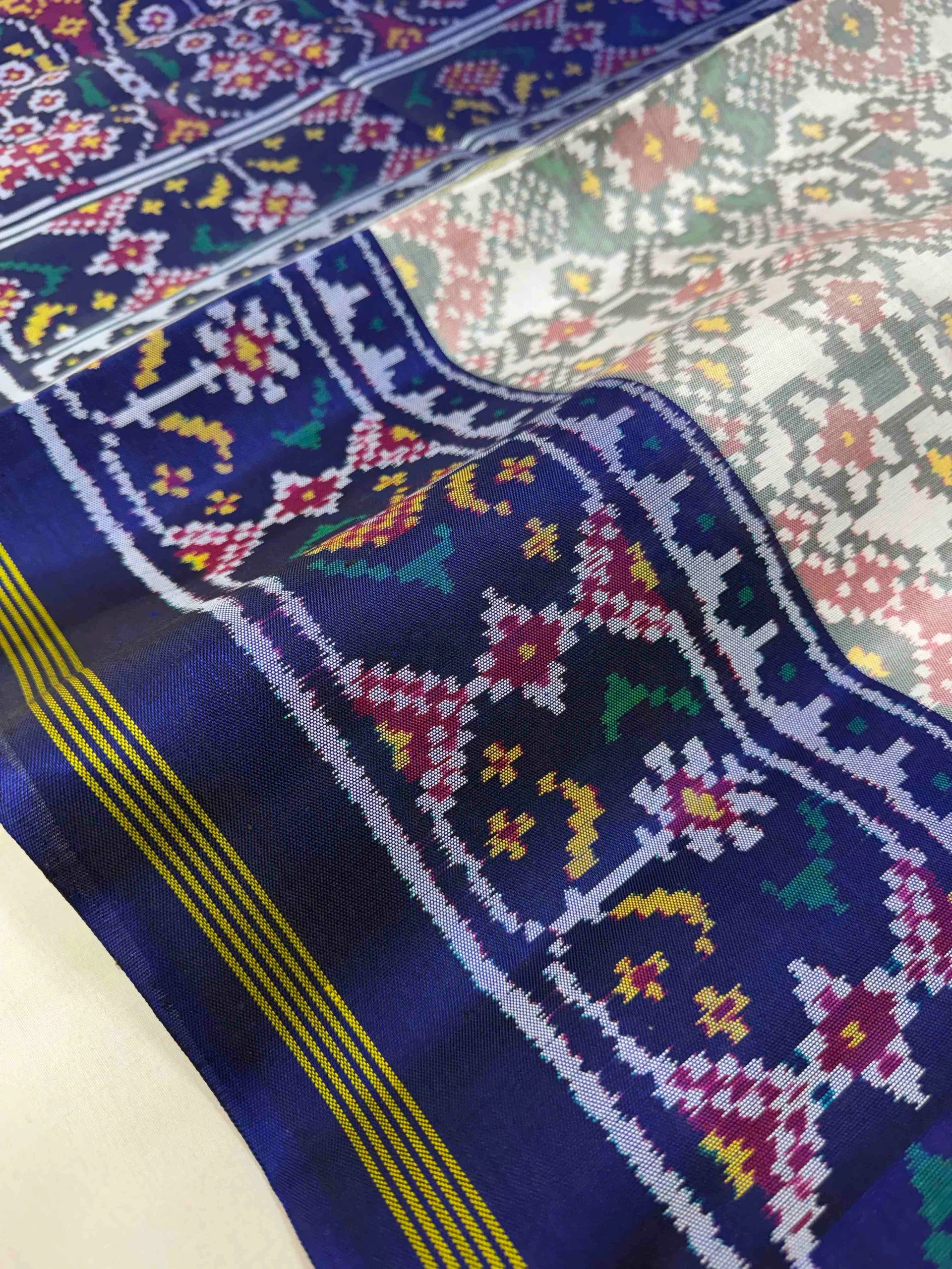 White Navratna Traditional Design Handwoven Patola Silk Saree