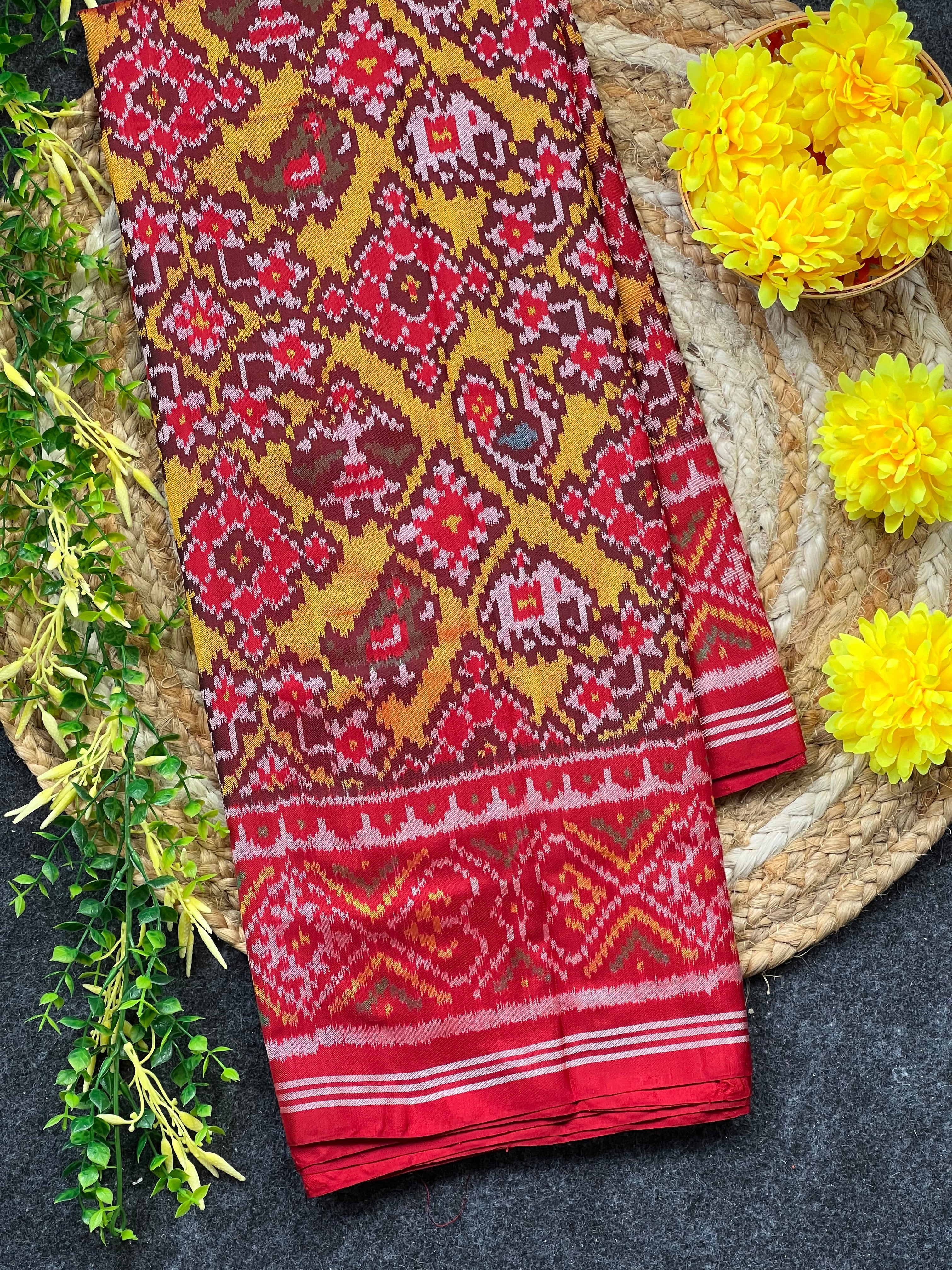 Yellow Fusion Design Handwoven Patola Silk Saree Main image