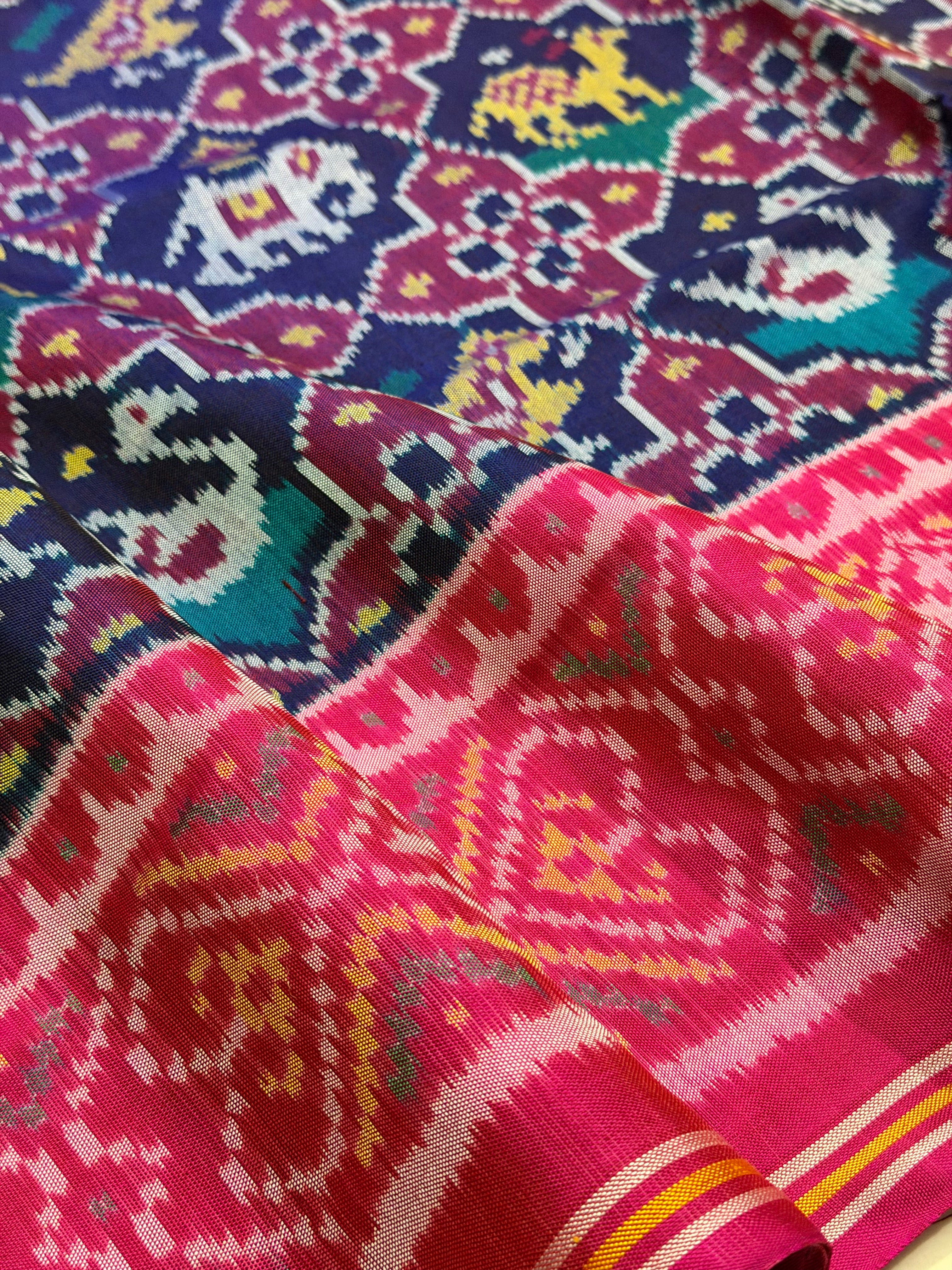 Small Motif Design Handwoven Patola Silk Saree