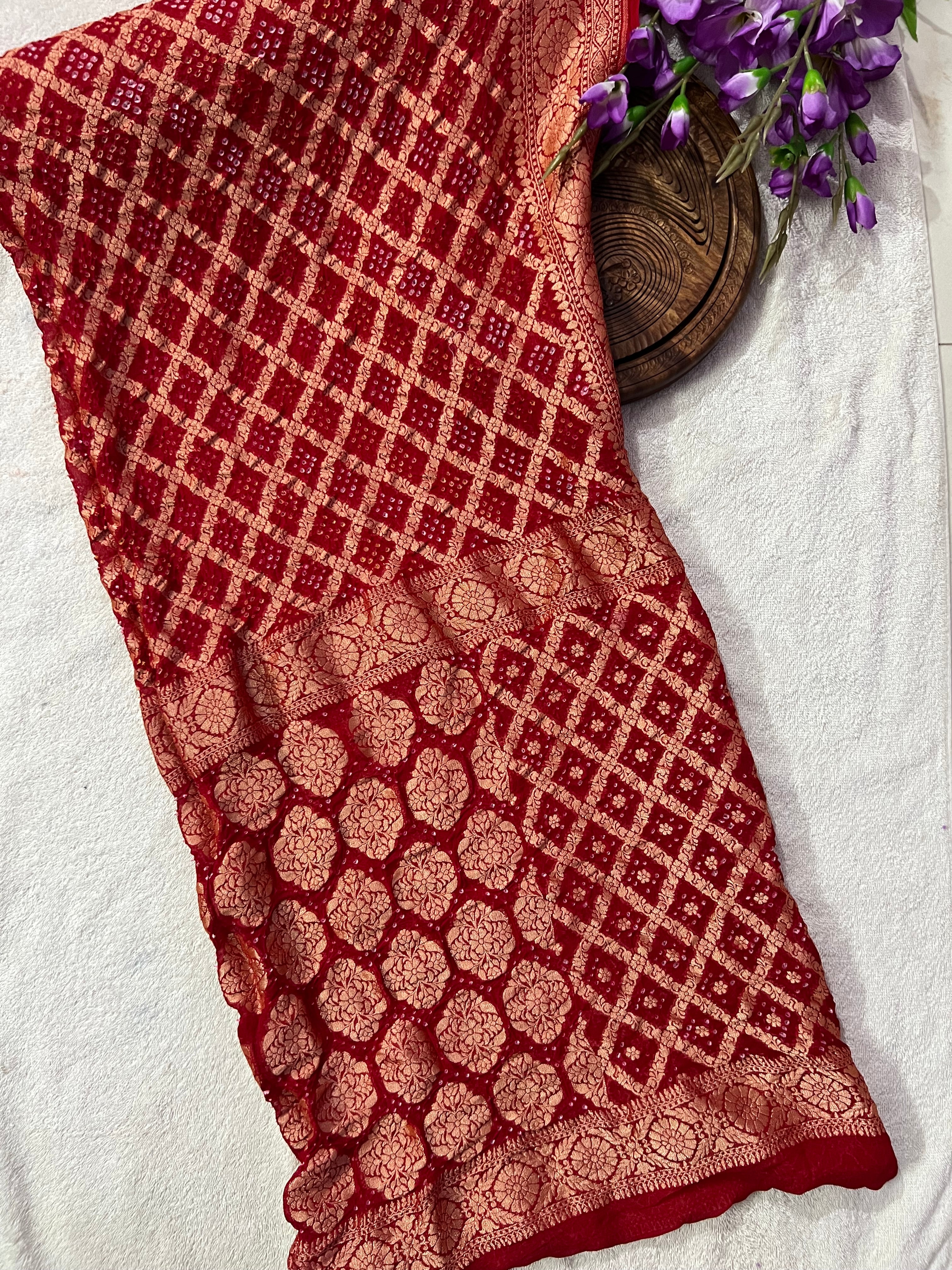 Georgette Bandhej Saree Main image