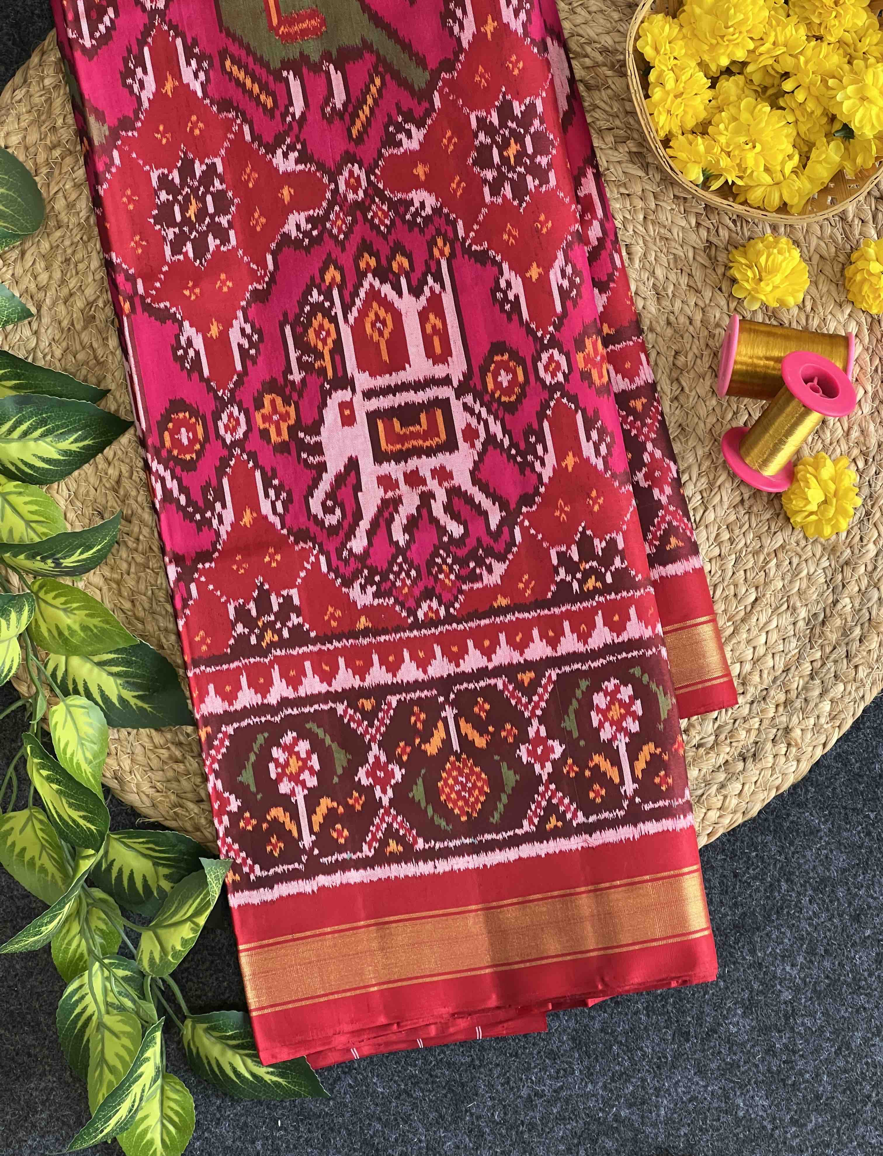 Big Motifs Traditional Design Handwoven Patola Silk Saree Main image