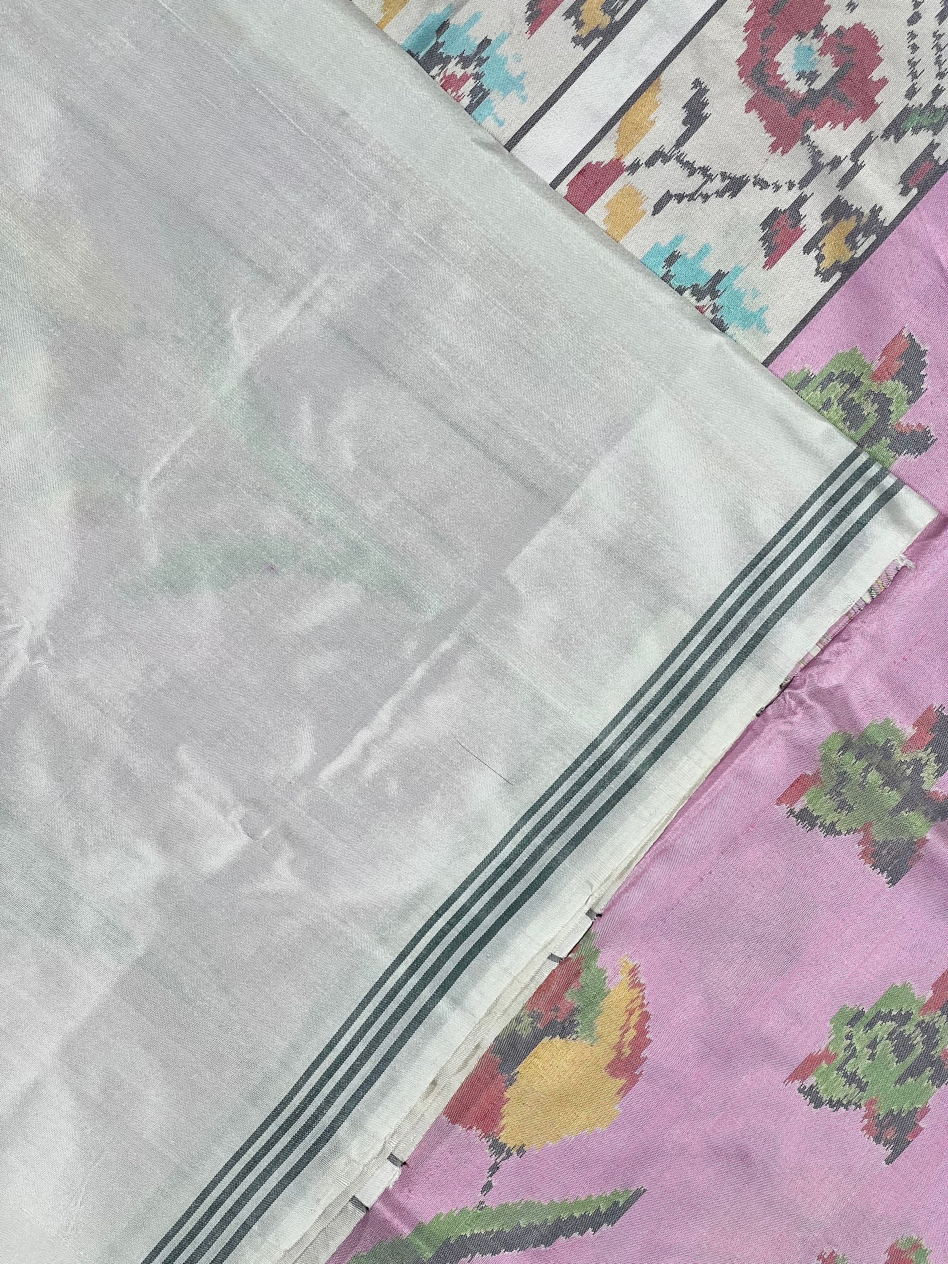 Exclusive Flower Design Handwoven Patola Silk Saree