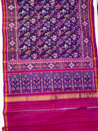Laheriya Style Motifs Design Handwoven Patola Silk Saree
