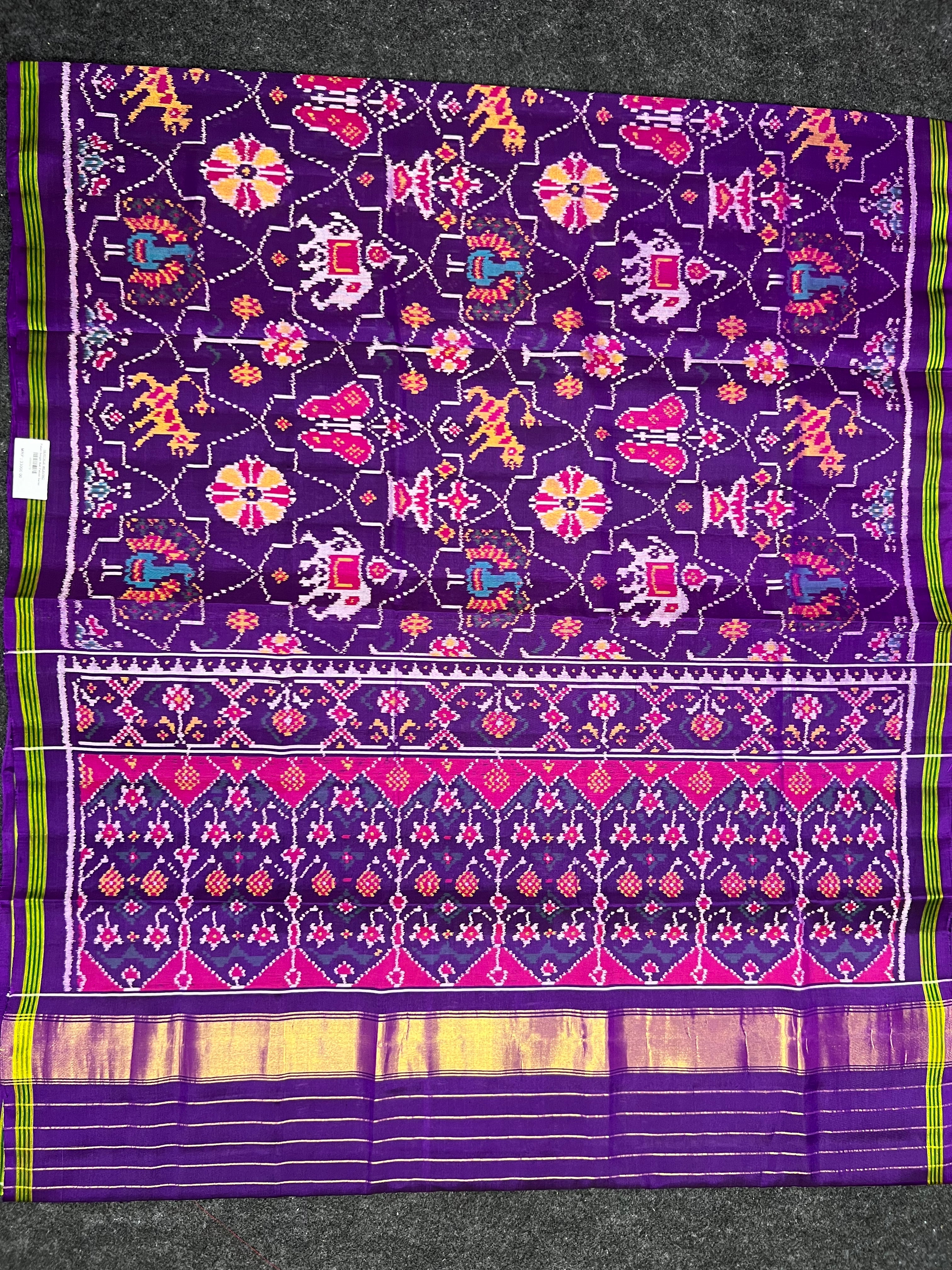 Six Motifs Design Handwoven Patola Silk Saree