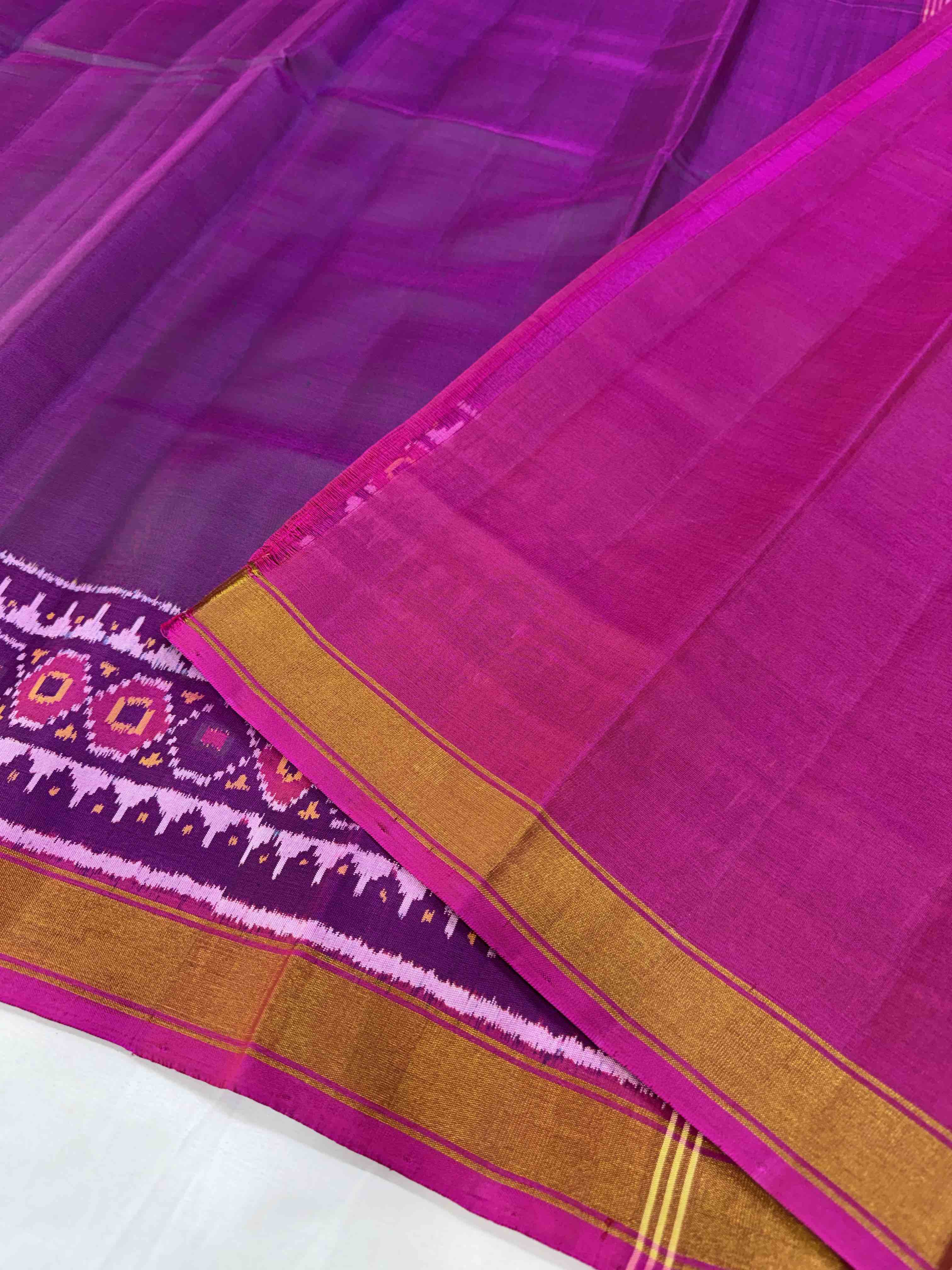 Plain gala Border Handwoven Patola Silk Saree