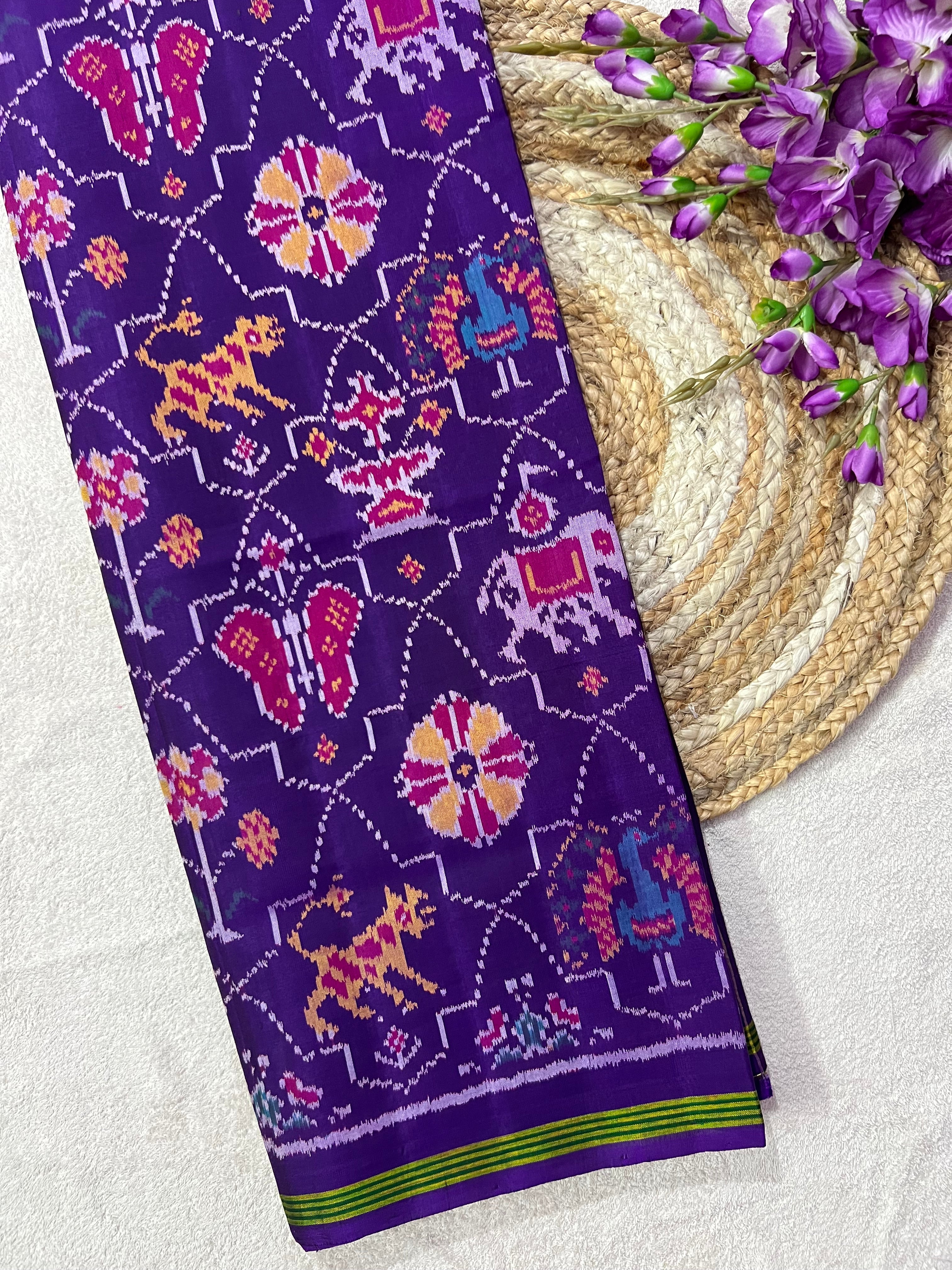 Six Motifs Design Handwoven Patola Silk Saree Main image