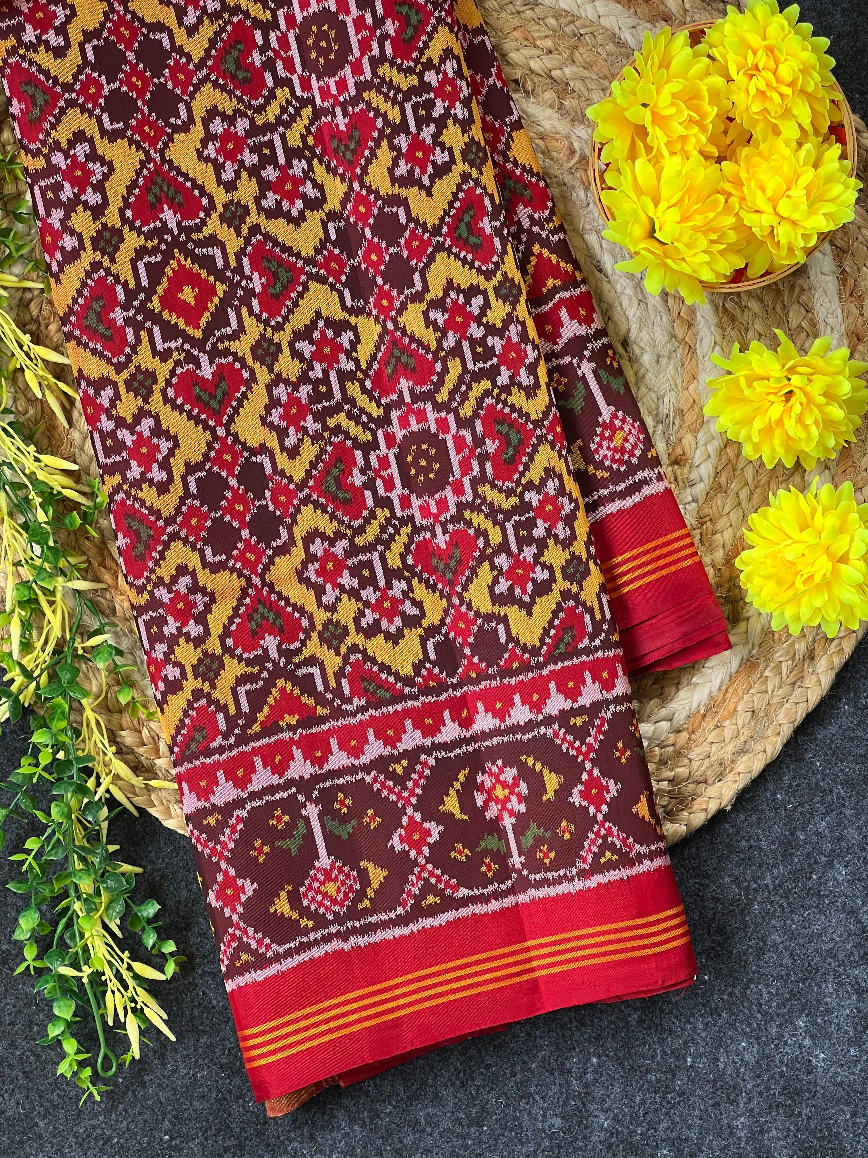 Navratna-Menekchowk Traditional Design Handwoven Patola Silk Saree Main image