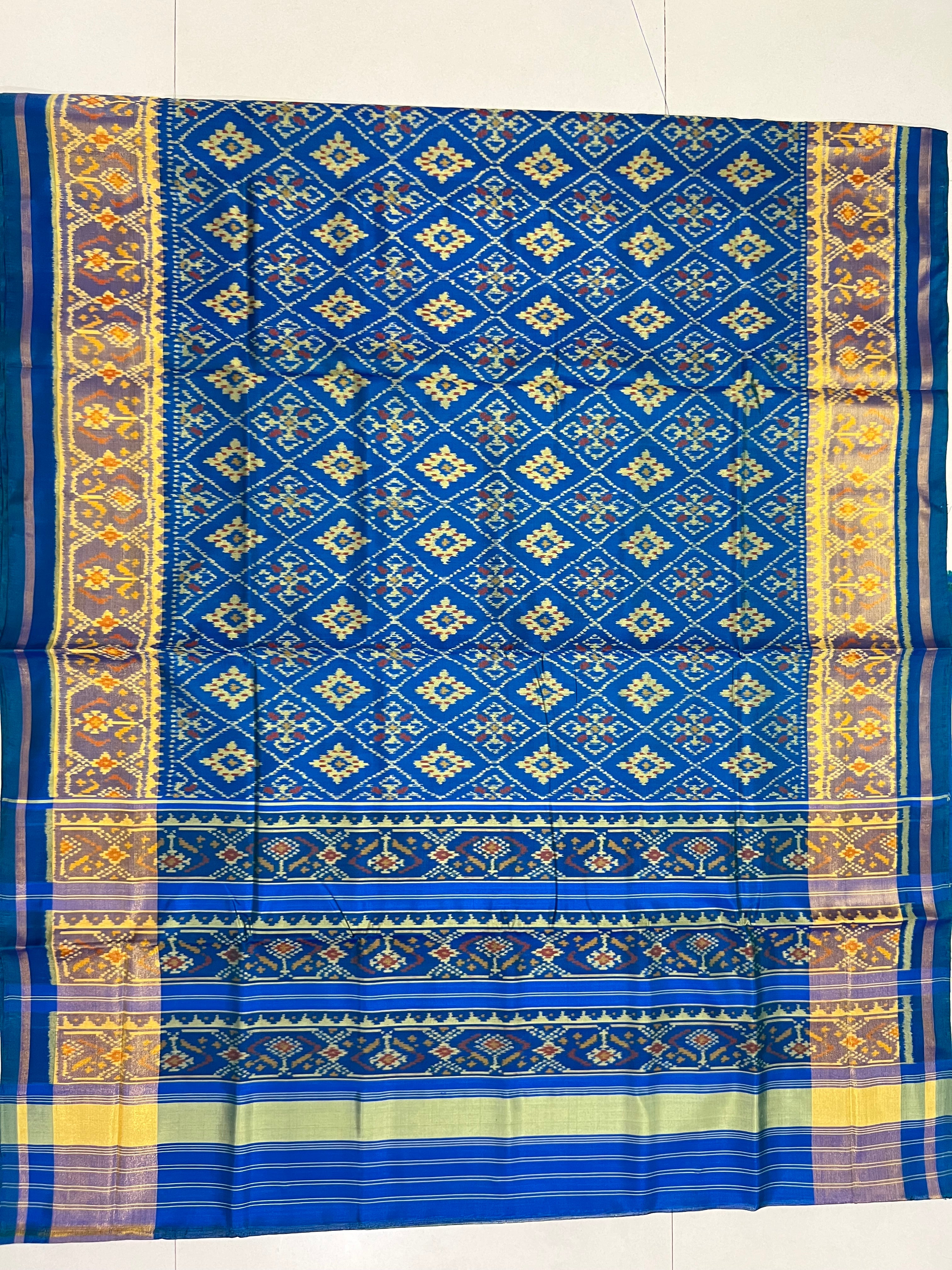 Blue Pan-Chanda Traditional Design Handwoven Patola Silk Saree Secondary image