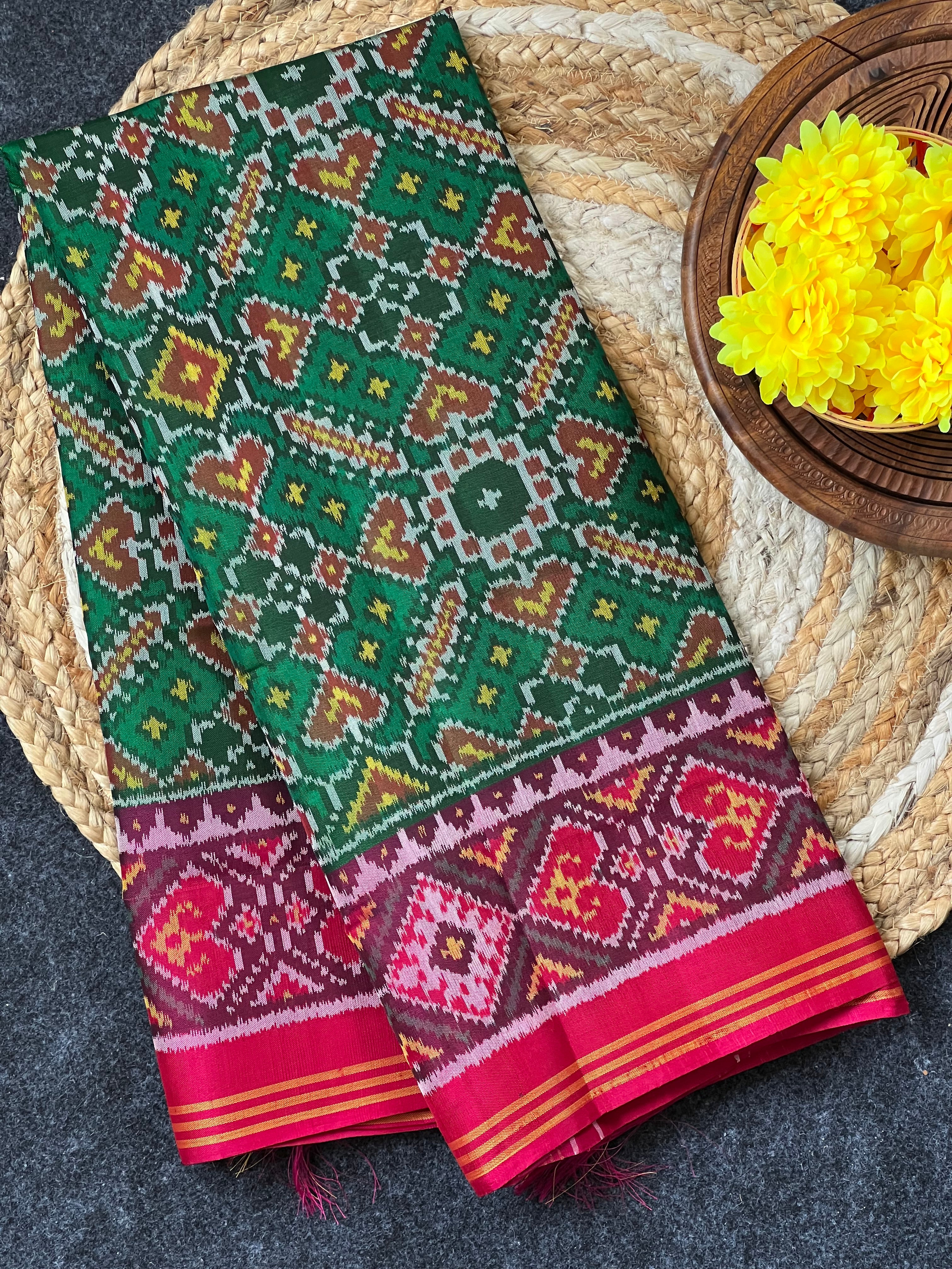 Green Manekchowk Traditional Design Handwoven Patola Dupatta