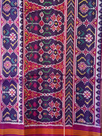 Laheriya Style Motif Design Handwoven Patola Silk Saree