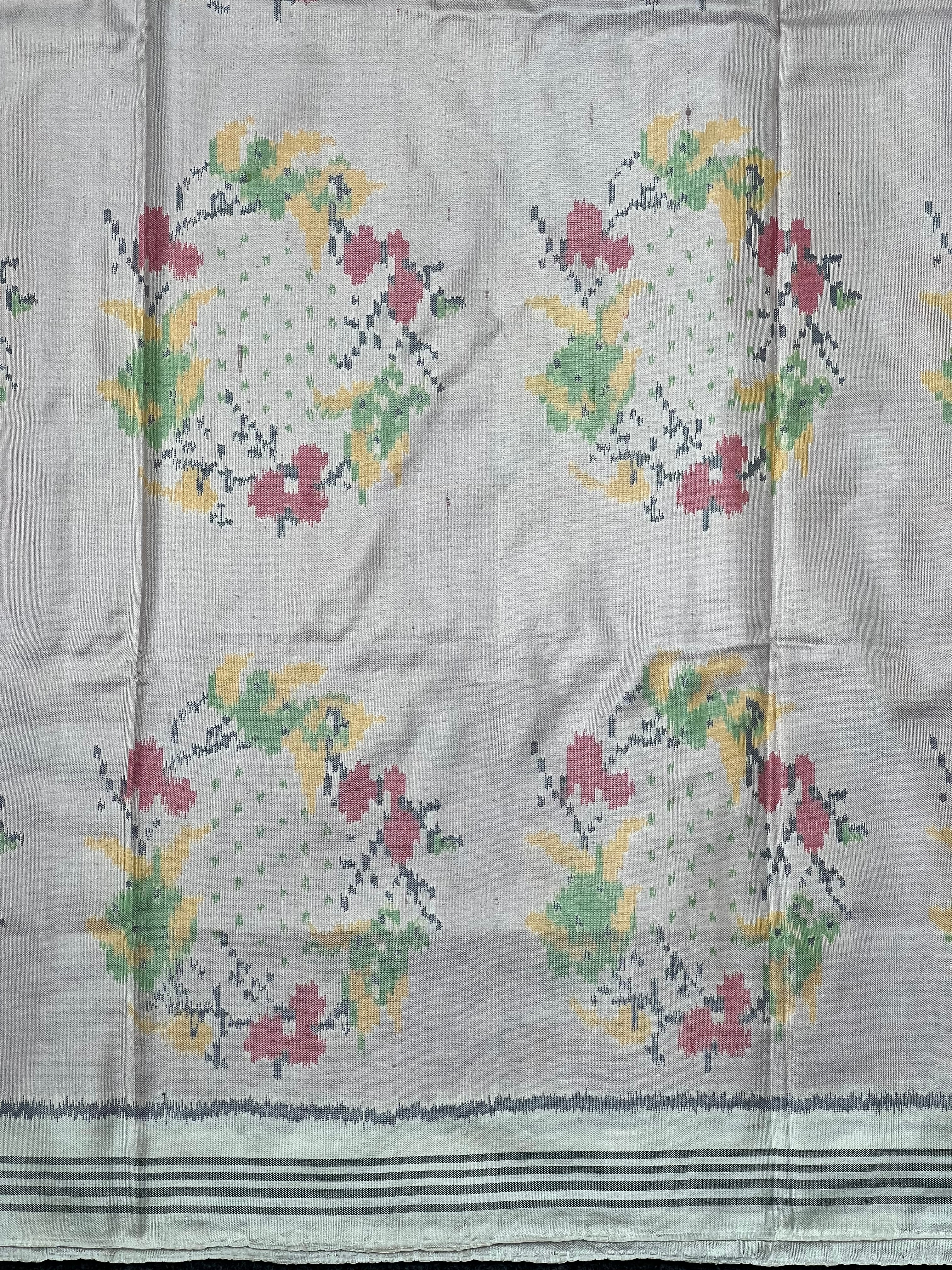 Off-white Fancy Designer Handwoven Patola Silk Saree