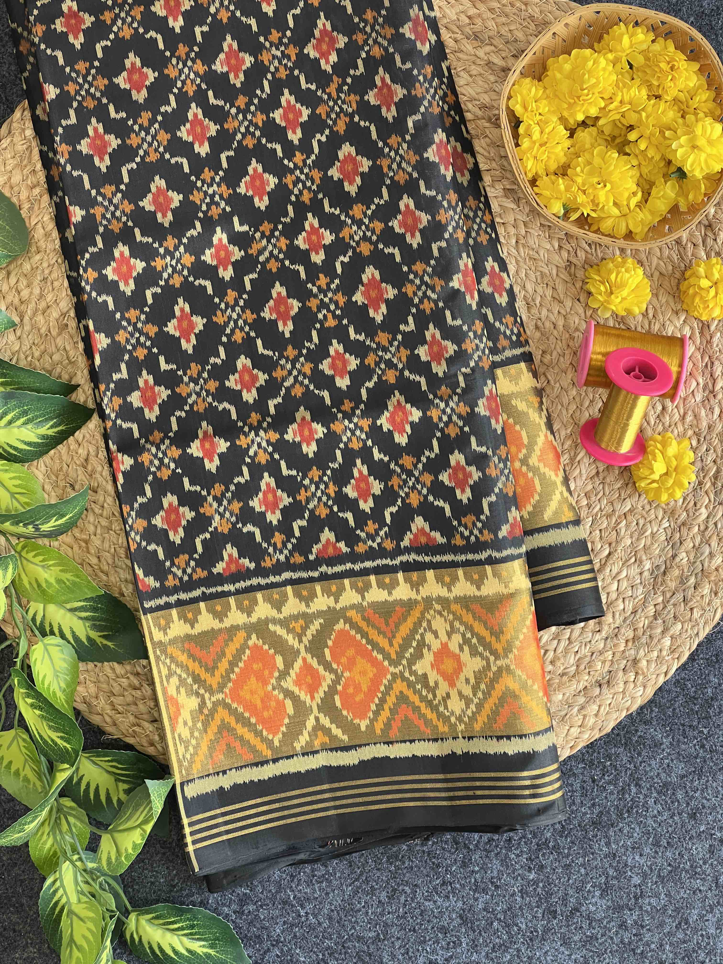Buttonful Traditional Design Handwoven Patola Silk Saree
