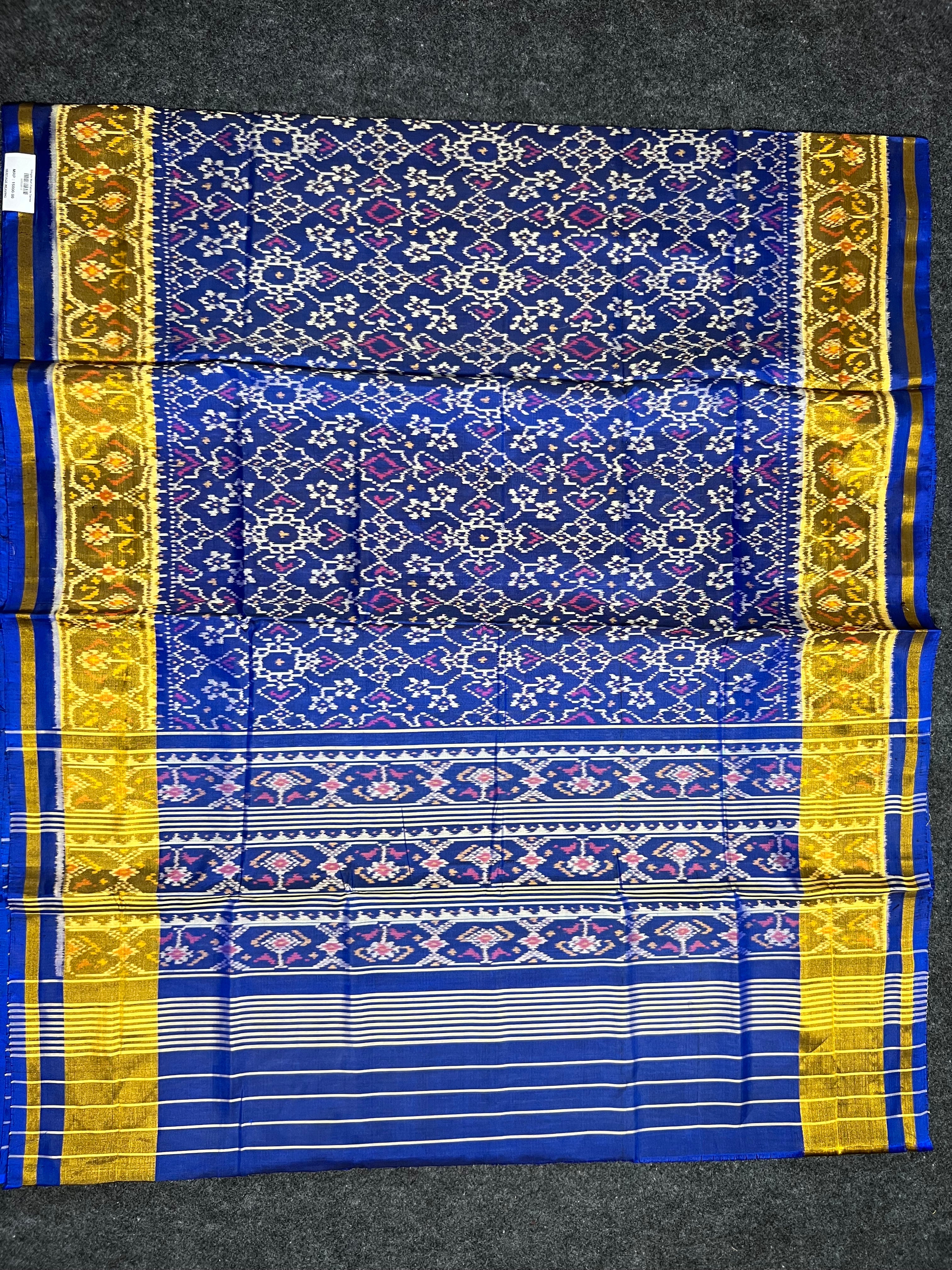 Navratna-Manekchowk Traditional Design Handwoven Patola Silk Saree Secondary image
