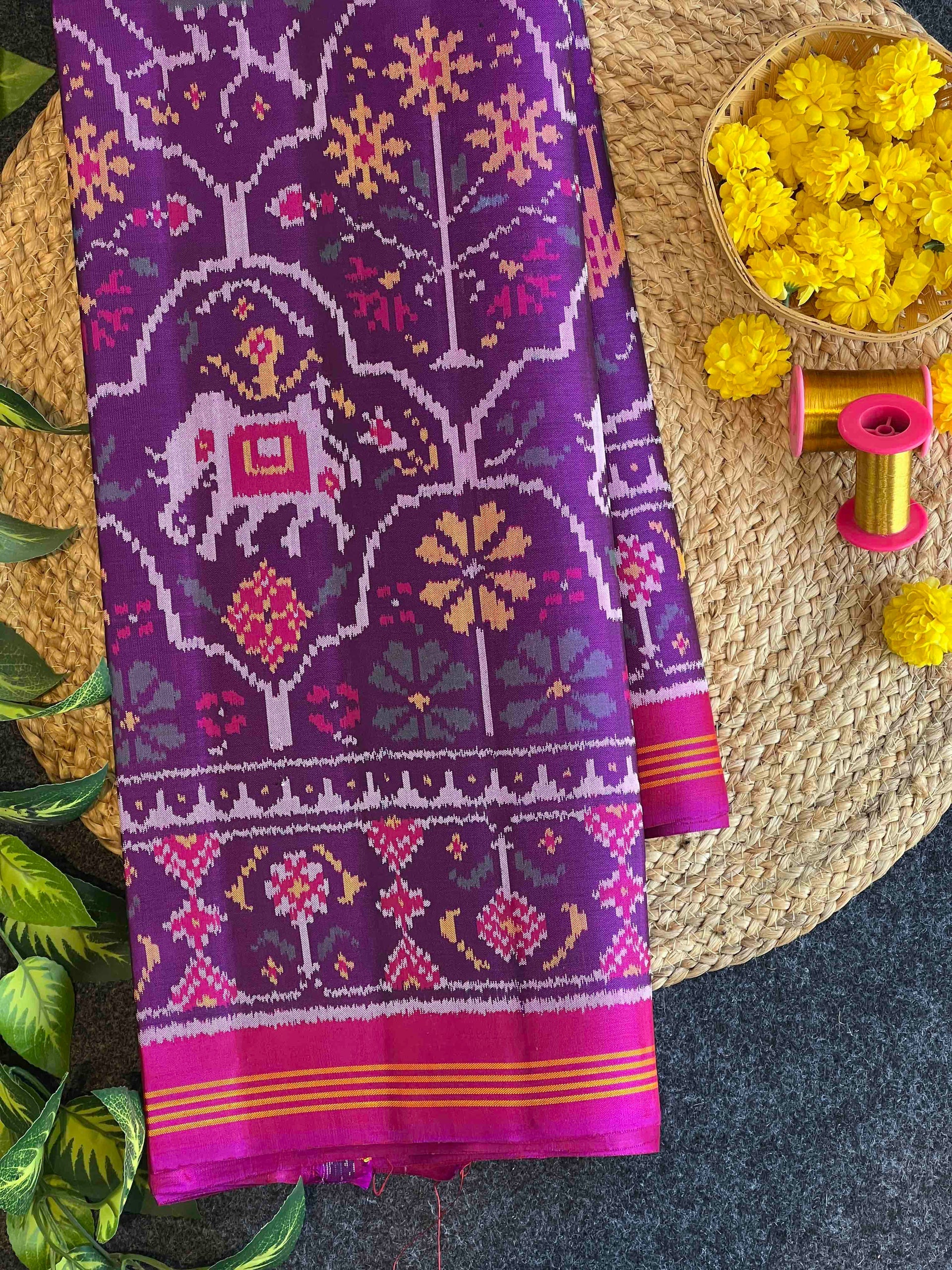 Exclusive Design Handwoven Patola Silk Saree Main image