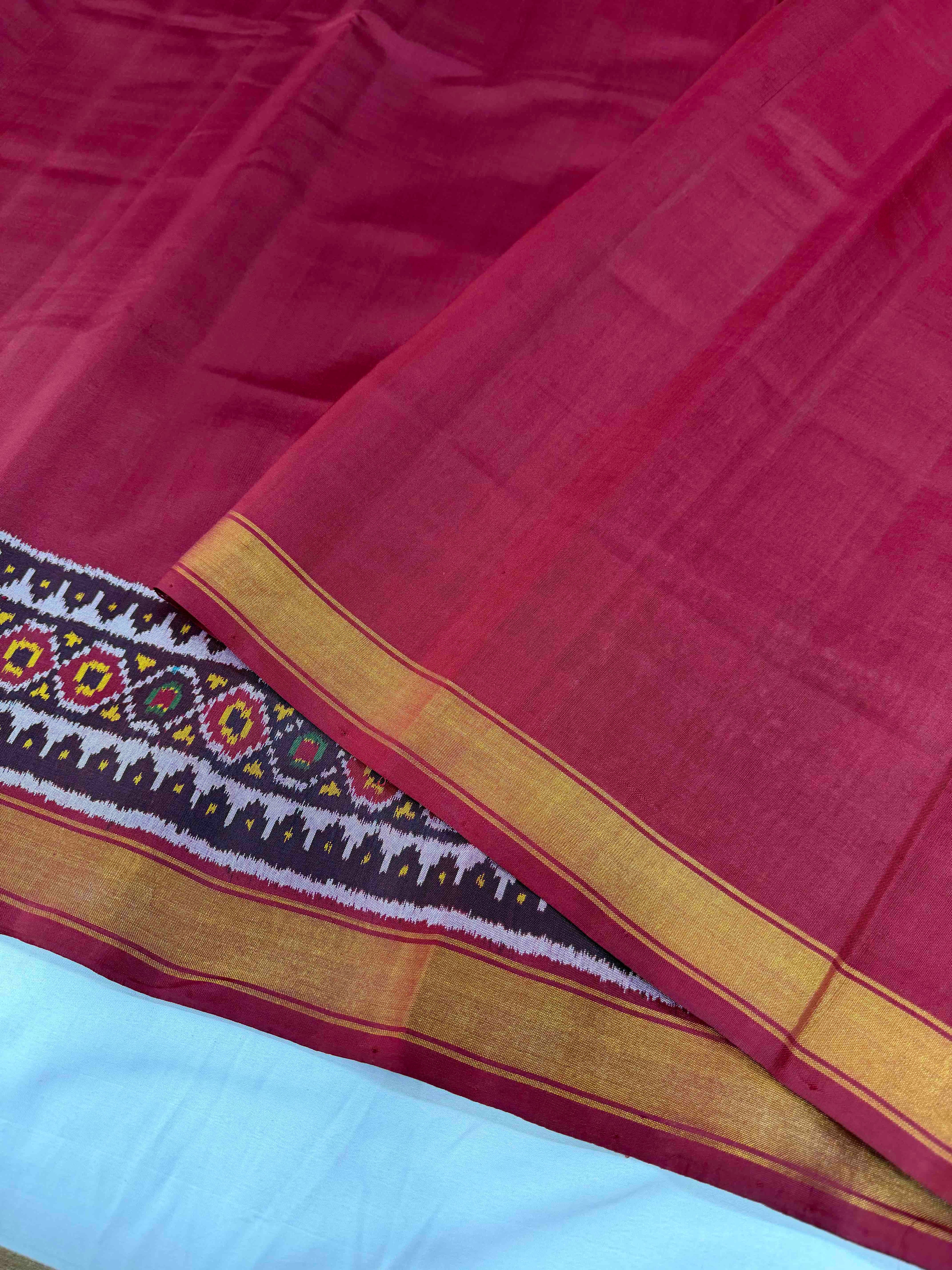 Red Plain gala Border Handwoven Patola Silk Saree