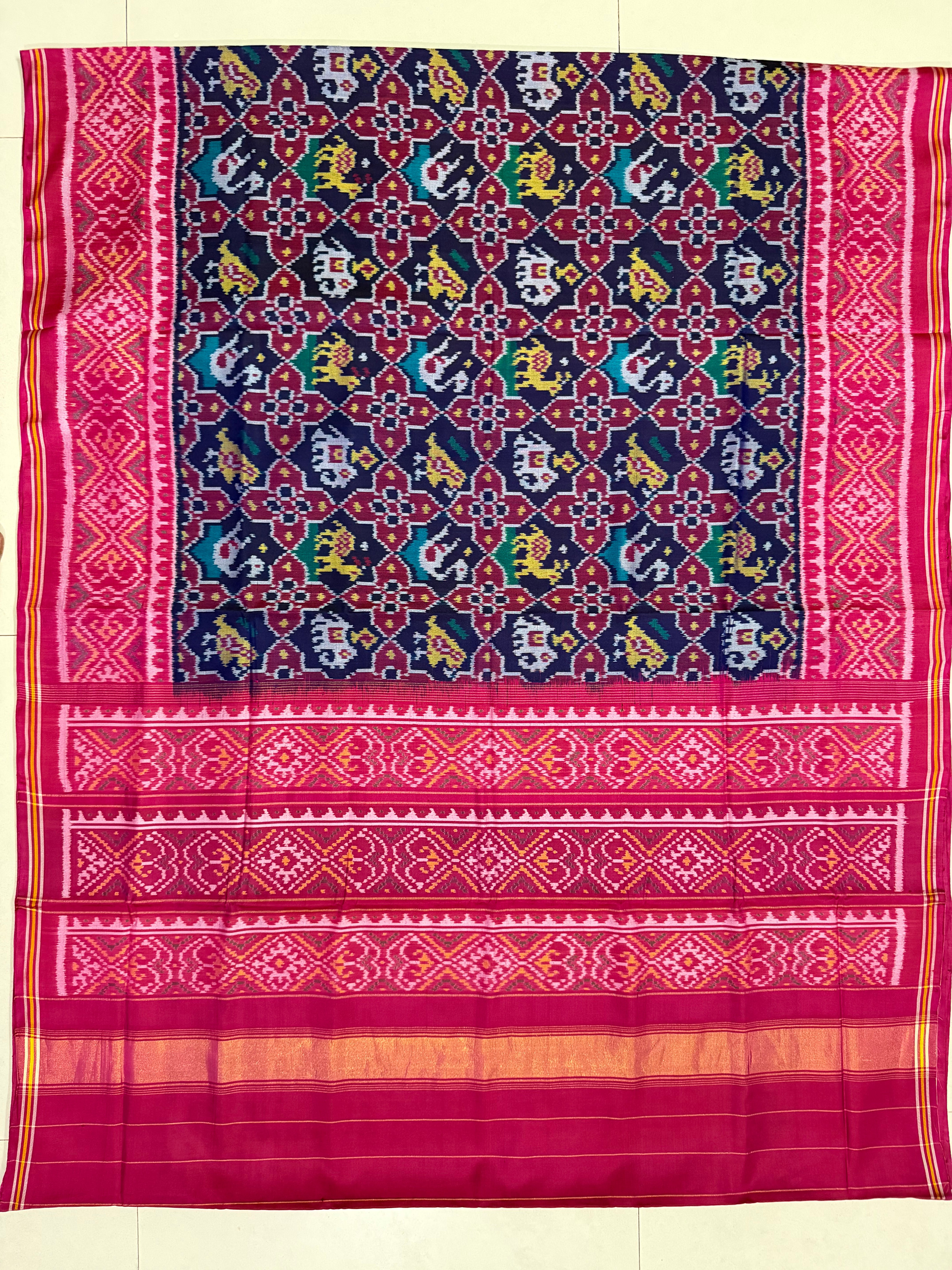 Small Motif Design Handwoven Patola Silk Saree Secondary image