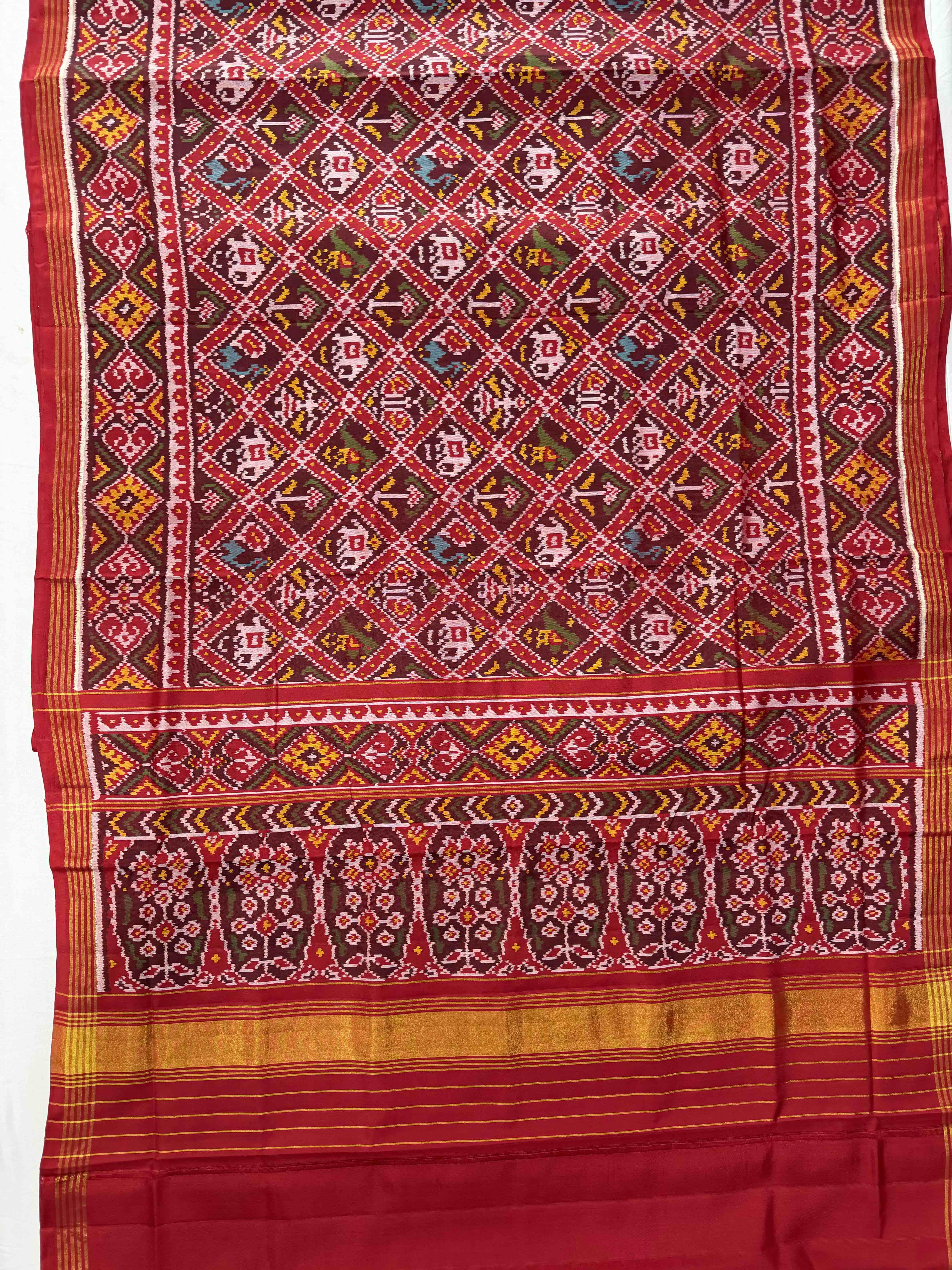 Typical Red Narikunj Design Handwoven Patola Silk Saree Secondary image
