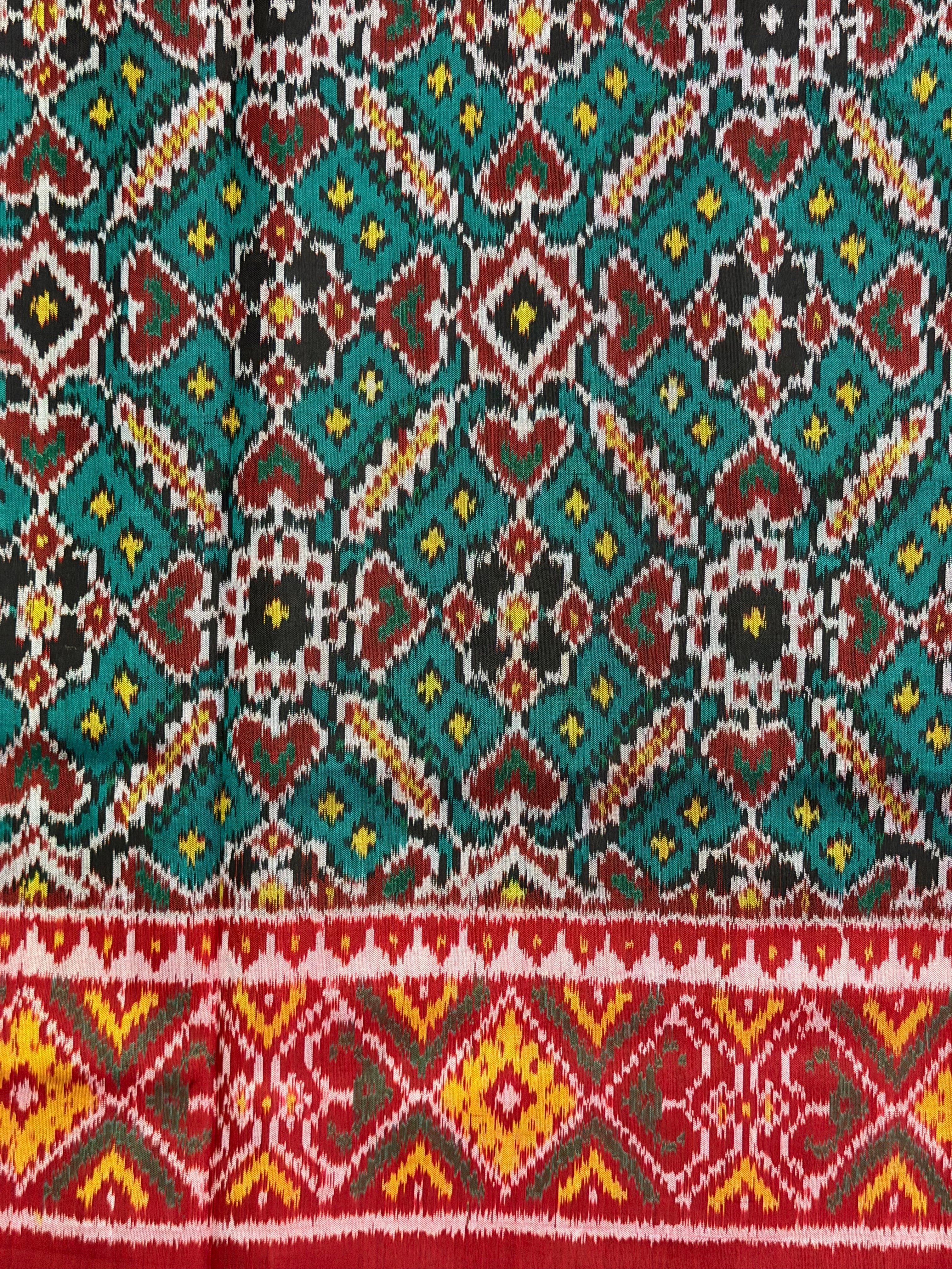 Manekchok Design Handwoven Patola Silk Saree