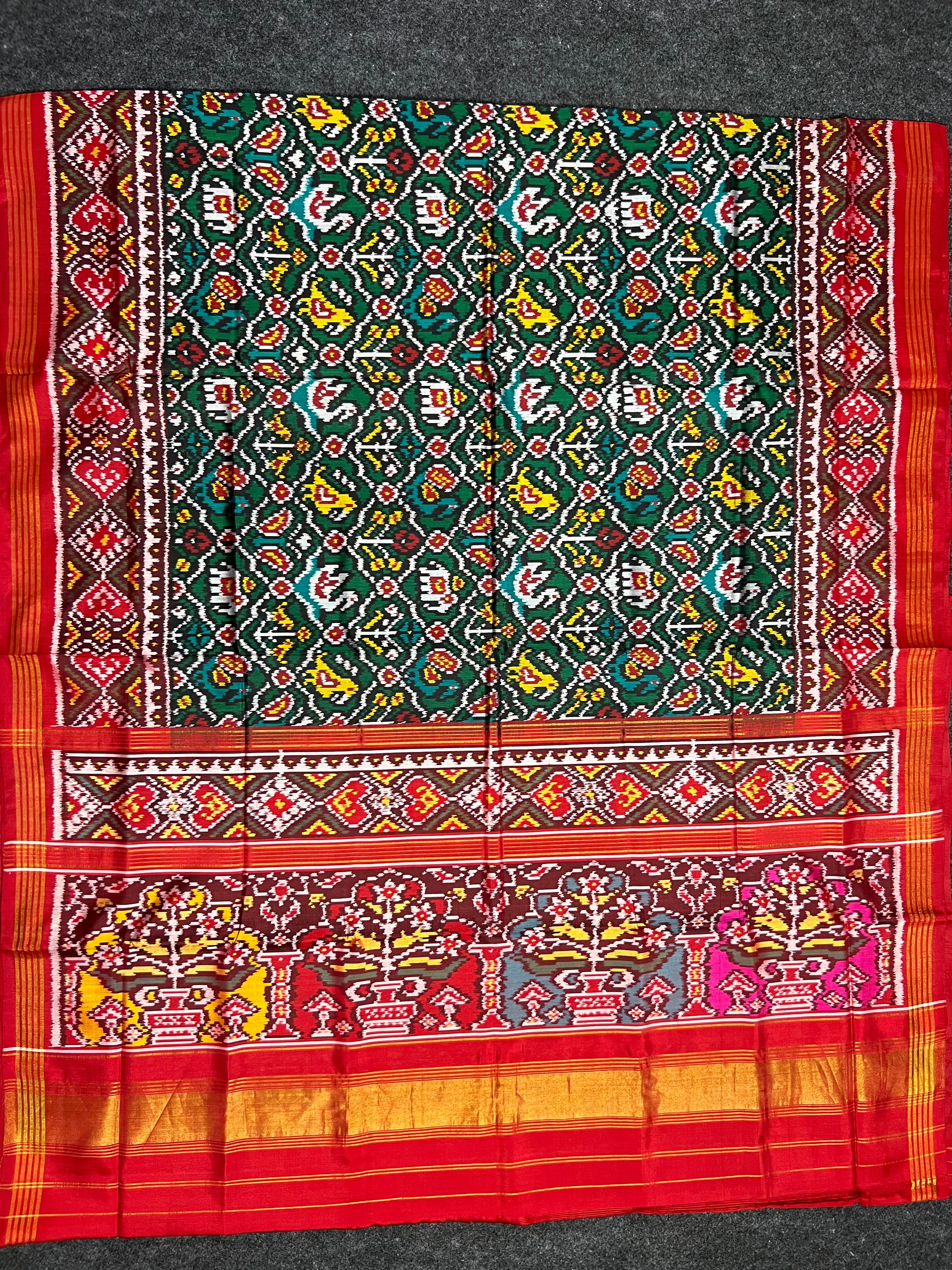 Green Motif Traditional Design Handwoven Patola Silk Saree