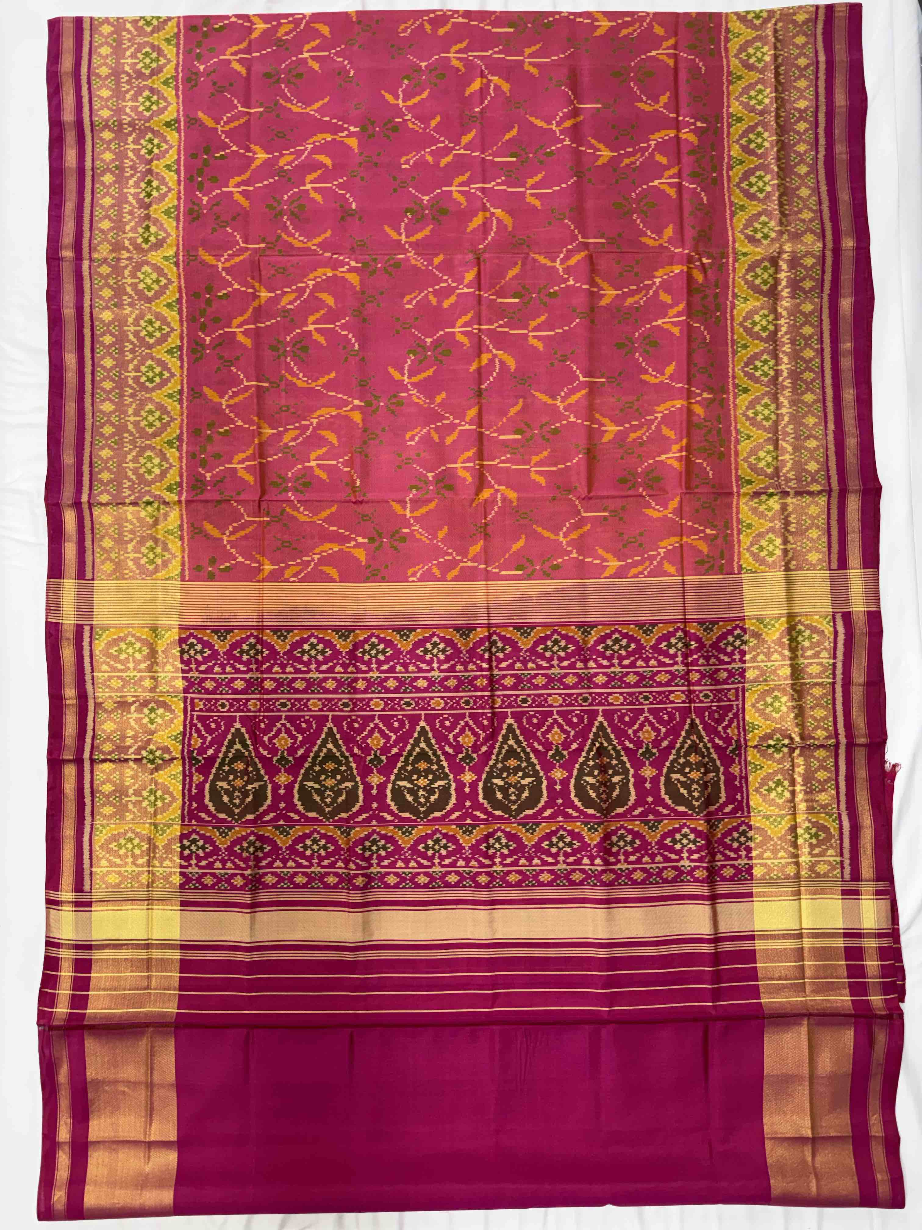 Peach Pink Color Fancy Design Handwoven Patola Silk Saree Secondary image