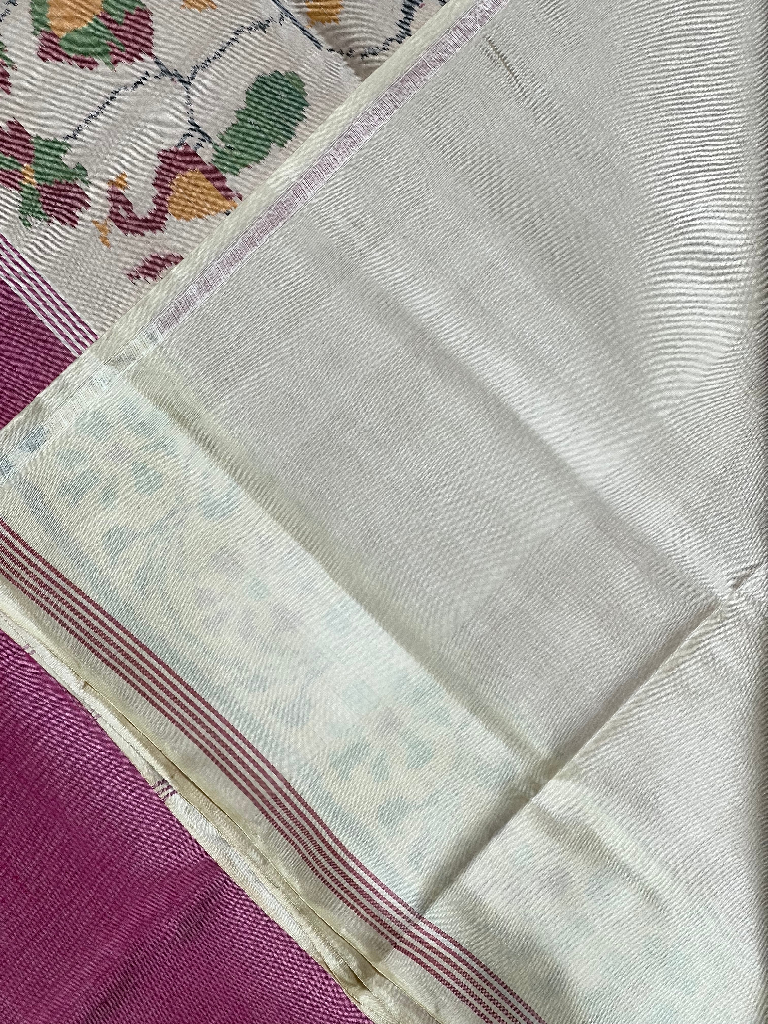 Gala Border With Exclusive Pallu Handwoven Patola Silk Saree