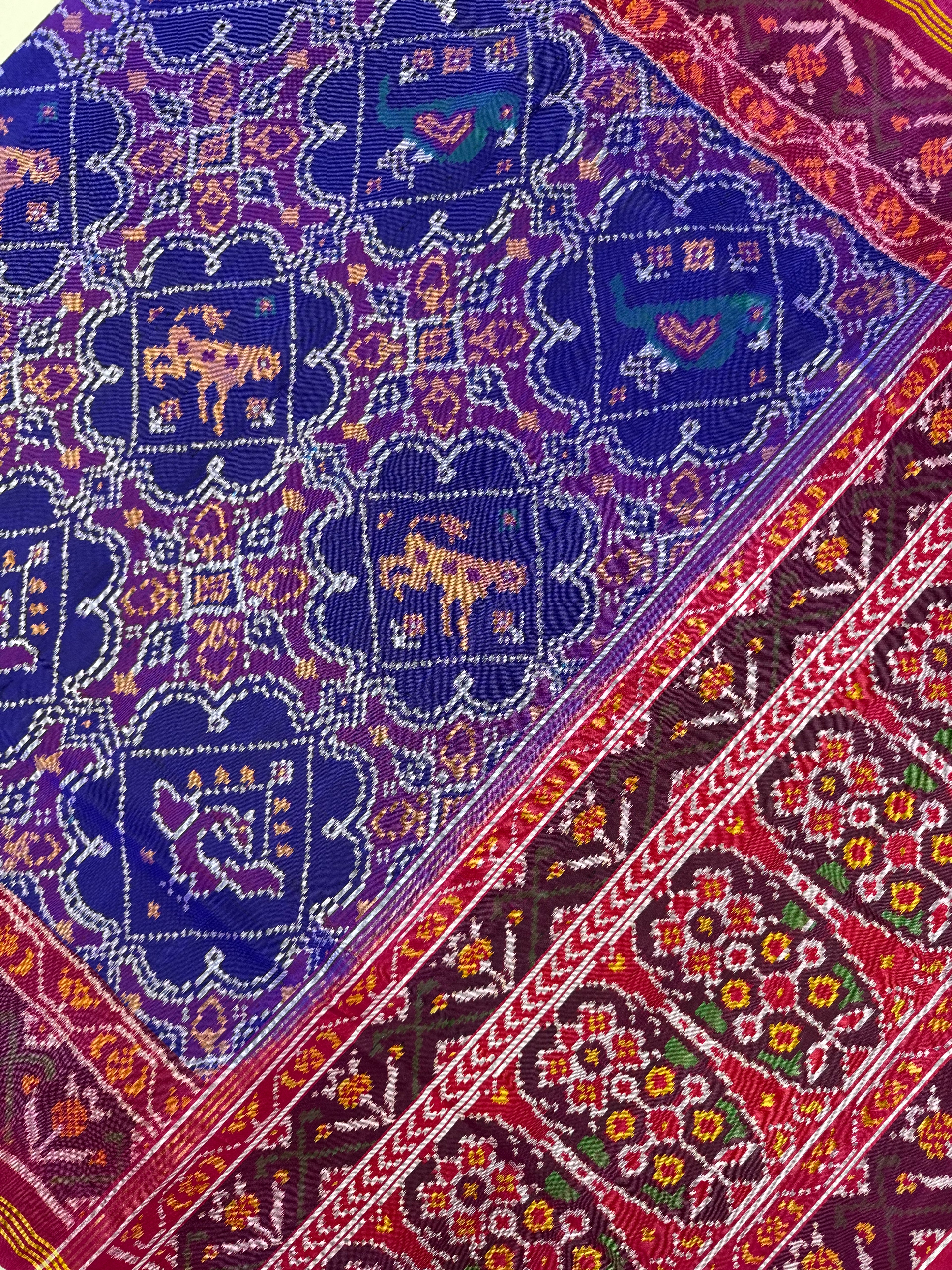Big Motifs Design Handwoven Patola Silk Saree