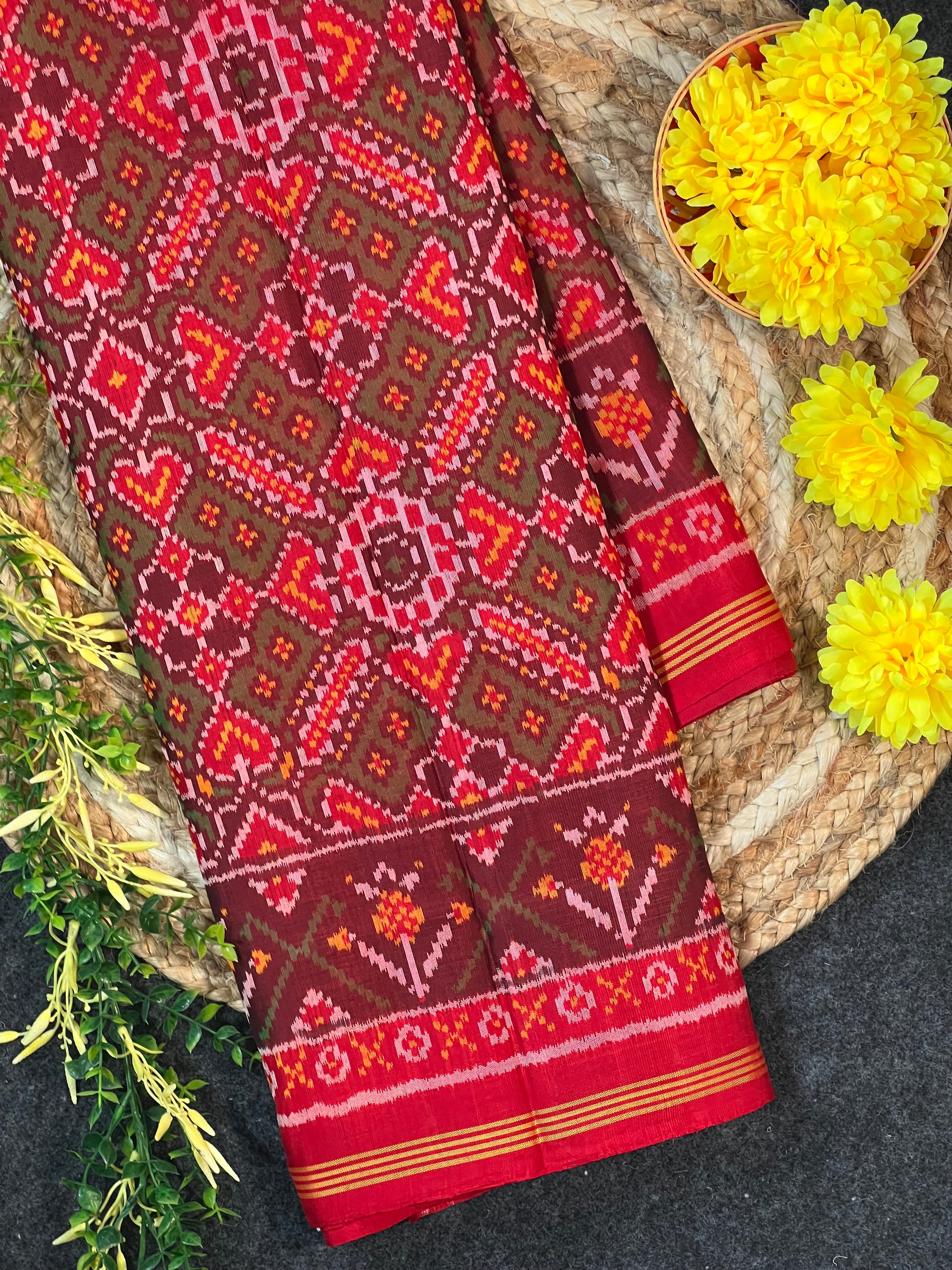 Handwoven Patola Silk Saree Manekchowk Green Dhoop Chaav Main image