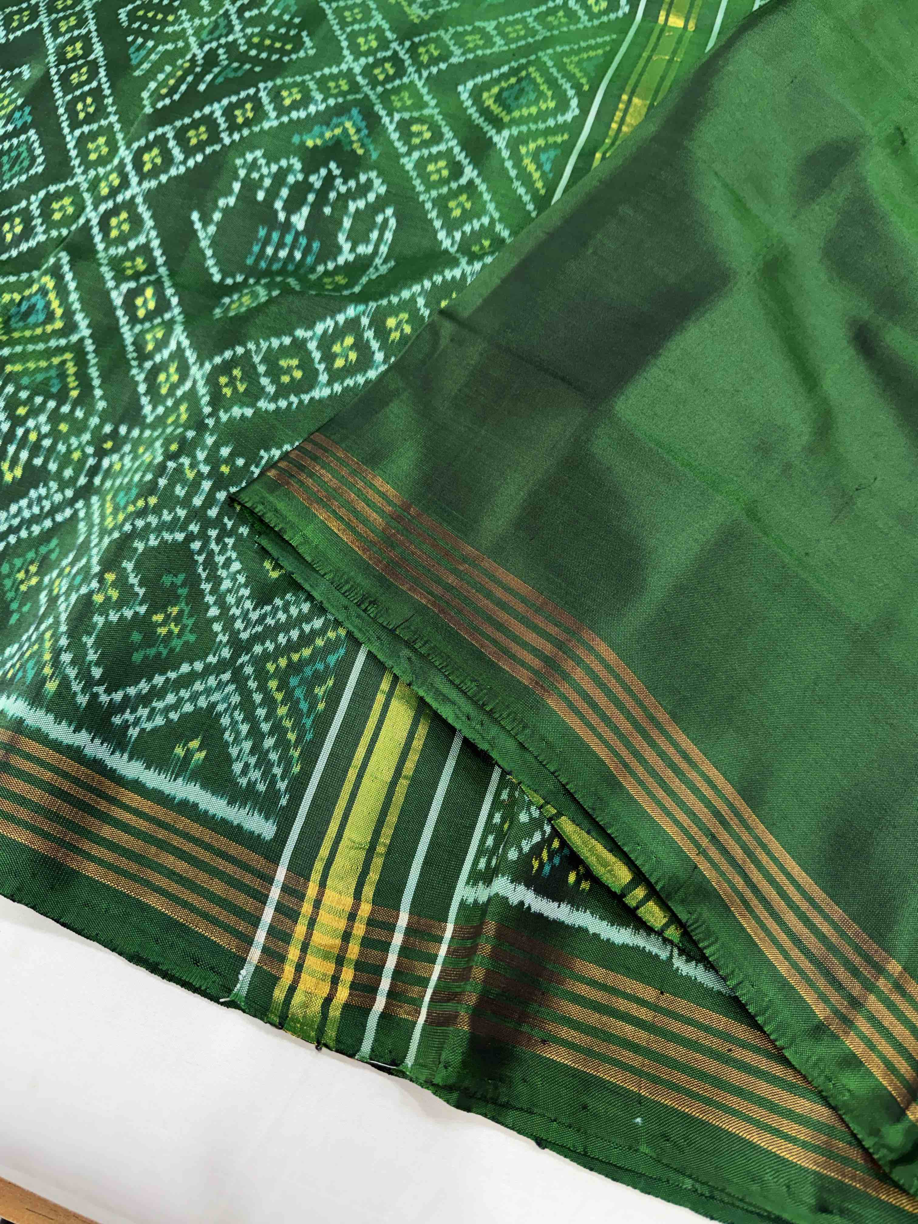 Bandhej Traditional Design Handwoven Patola Silk Saree