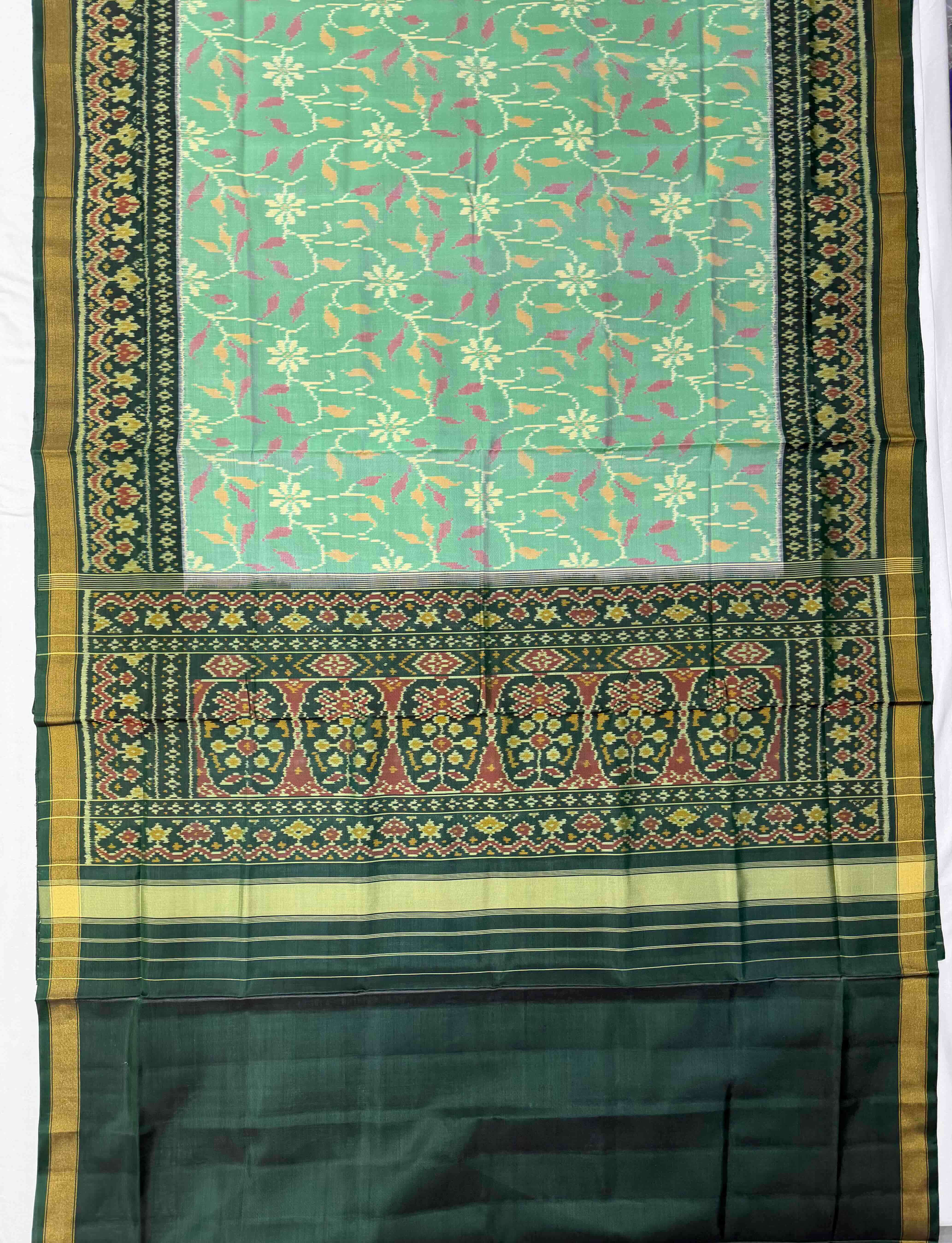 Parrot Green Flower Design Handwoven Patola Silk Saree Secondary image