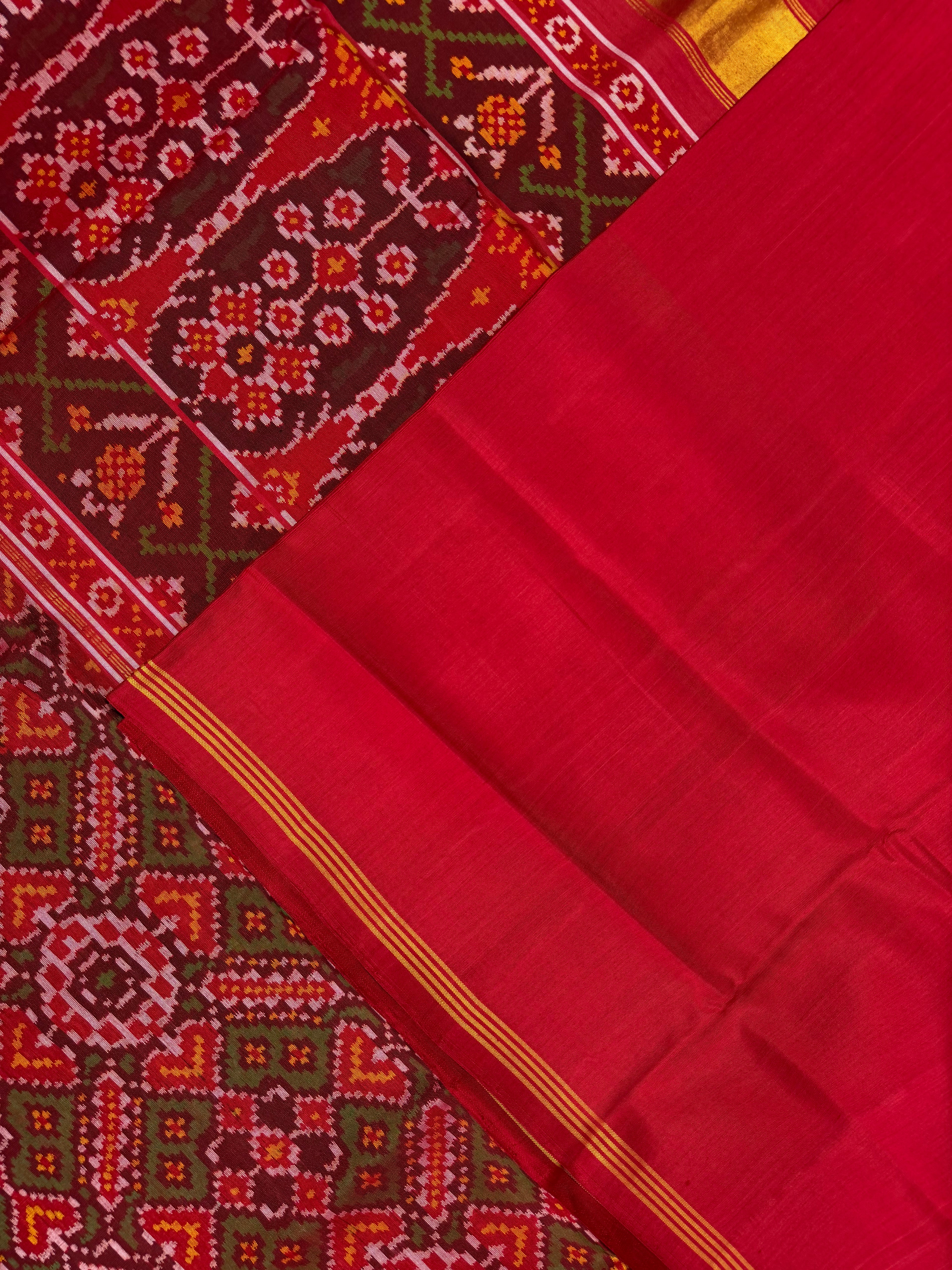 Handwoven Patola Silk Saree Manekchowk Green Dhoop Chaav